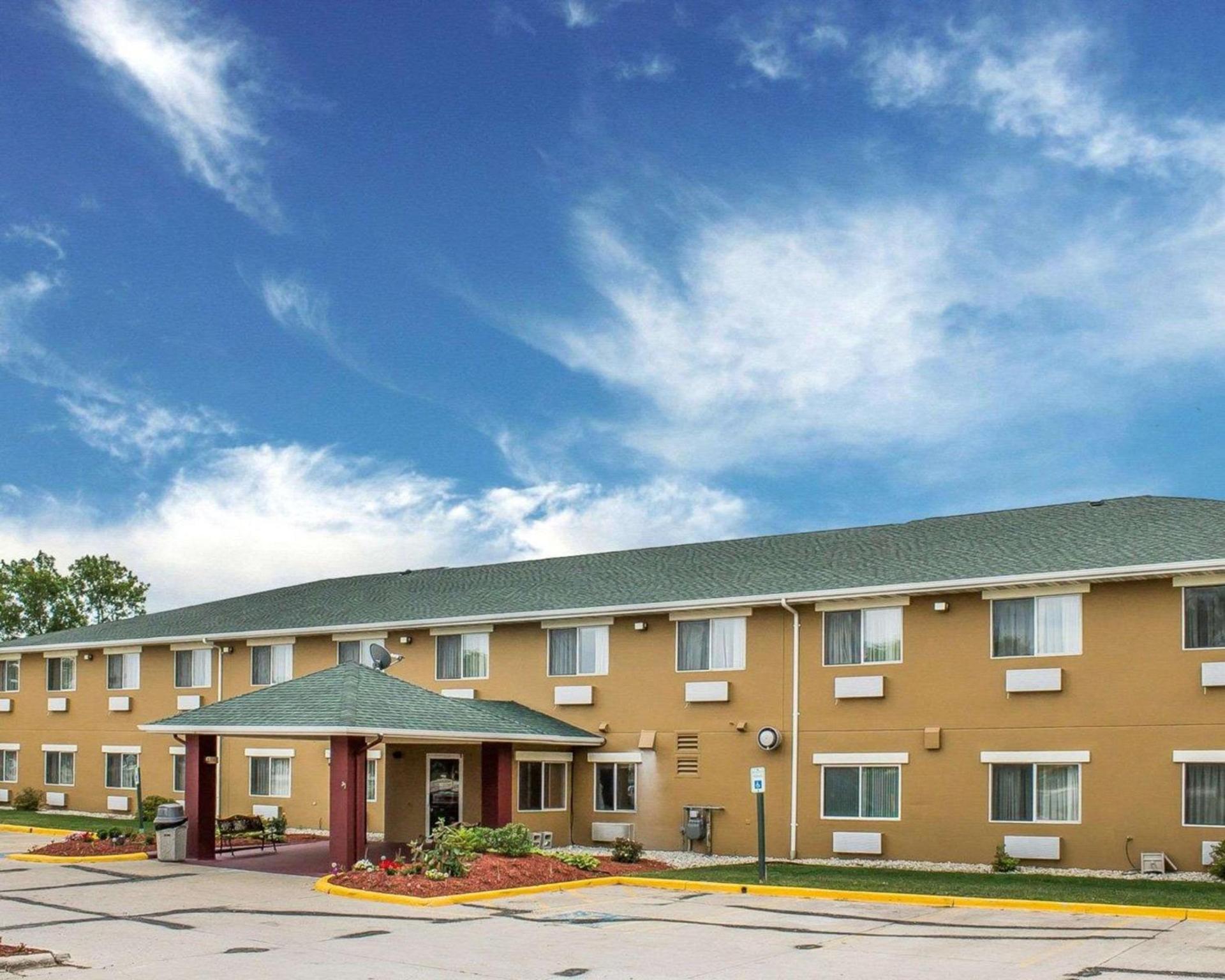 Quality Inn Manitowoc photo 16