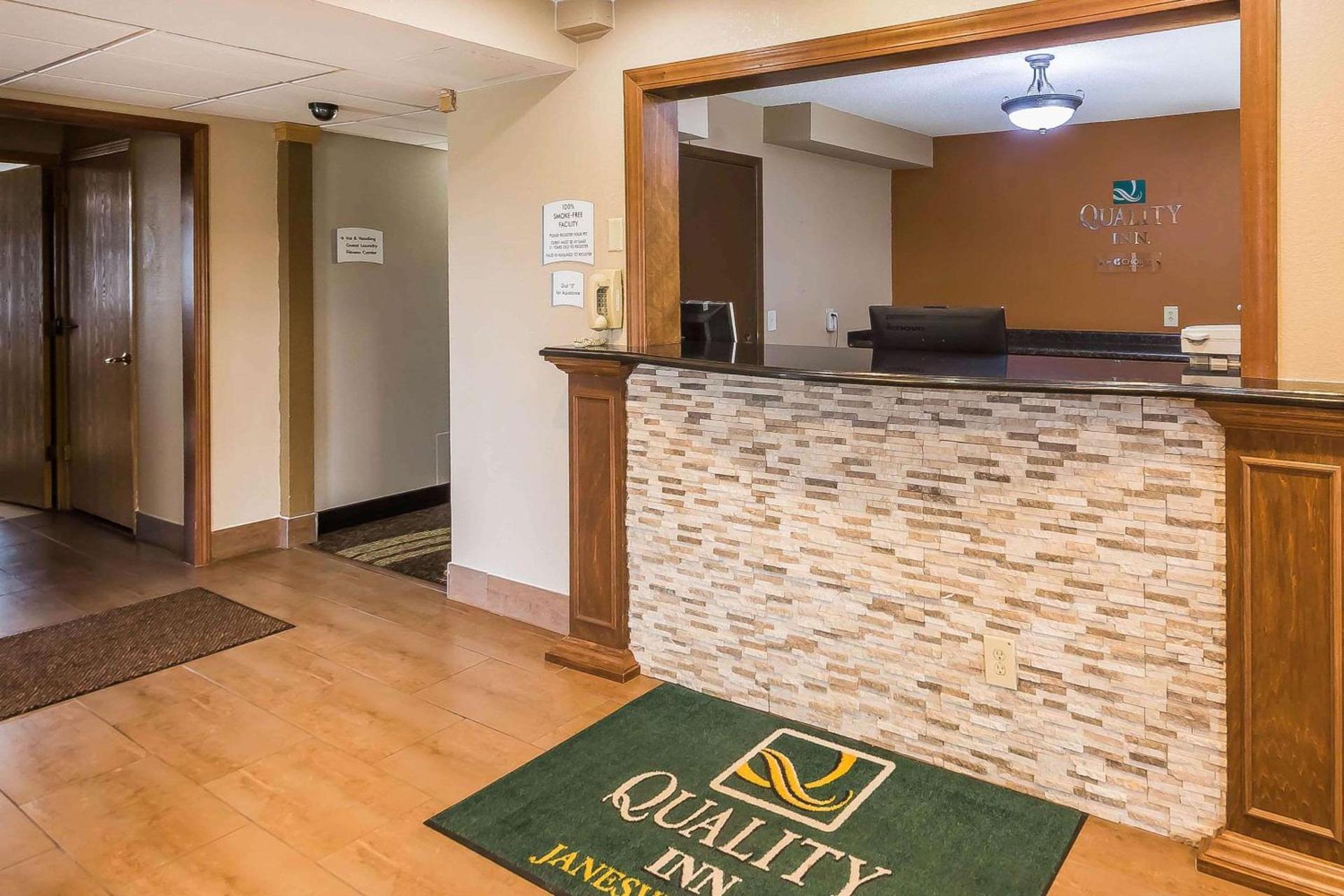 Quality Inn Janesville North photo 3