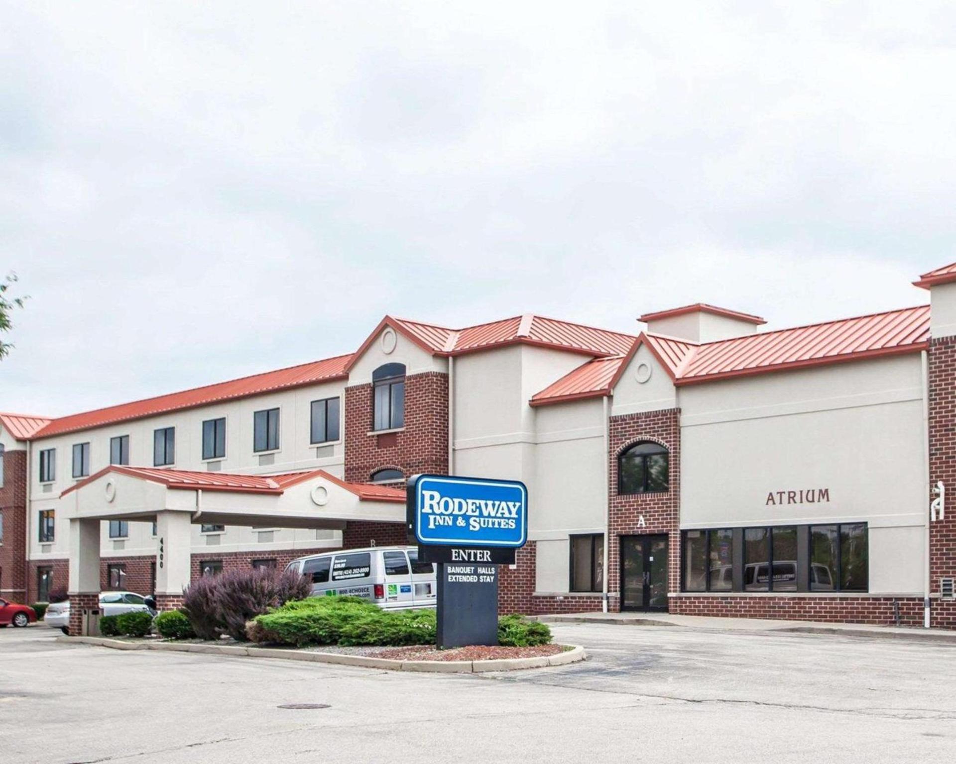 Rodeway Inn & Suites Milwaukee Airport photo 2