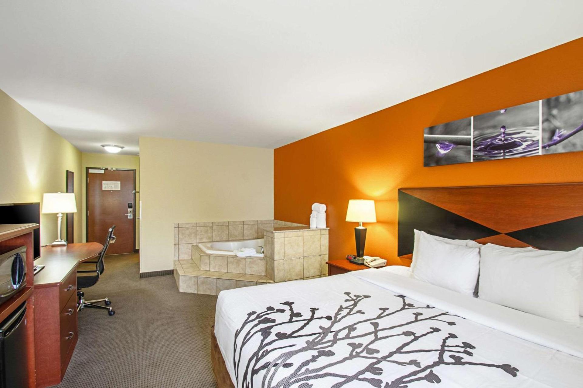 Sleep Inn & Suites Madison - Monona photo 21