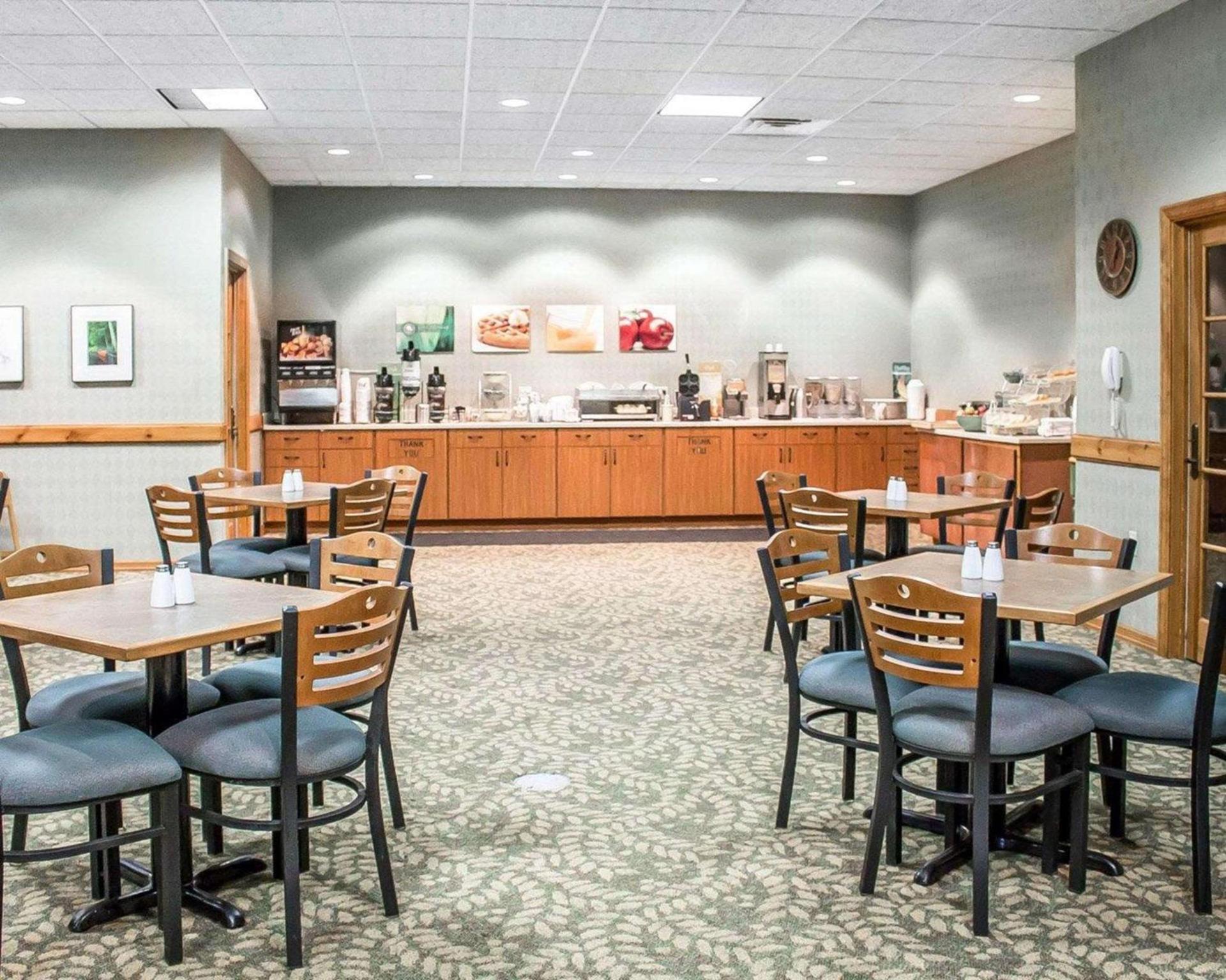 Quality Inn Rhinelander photo 35