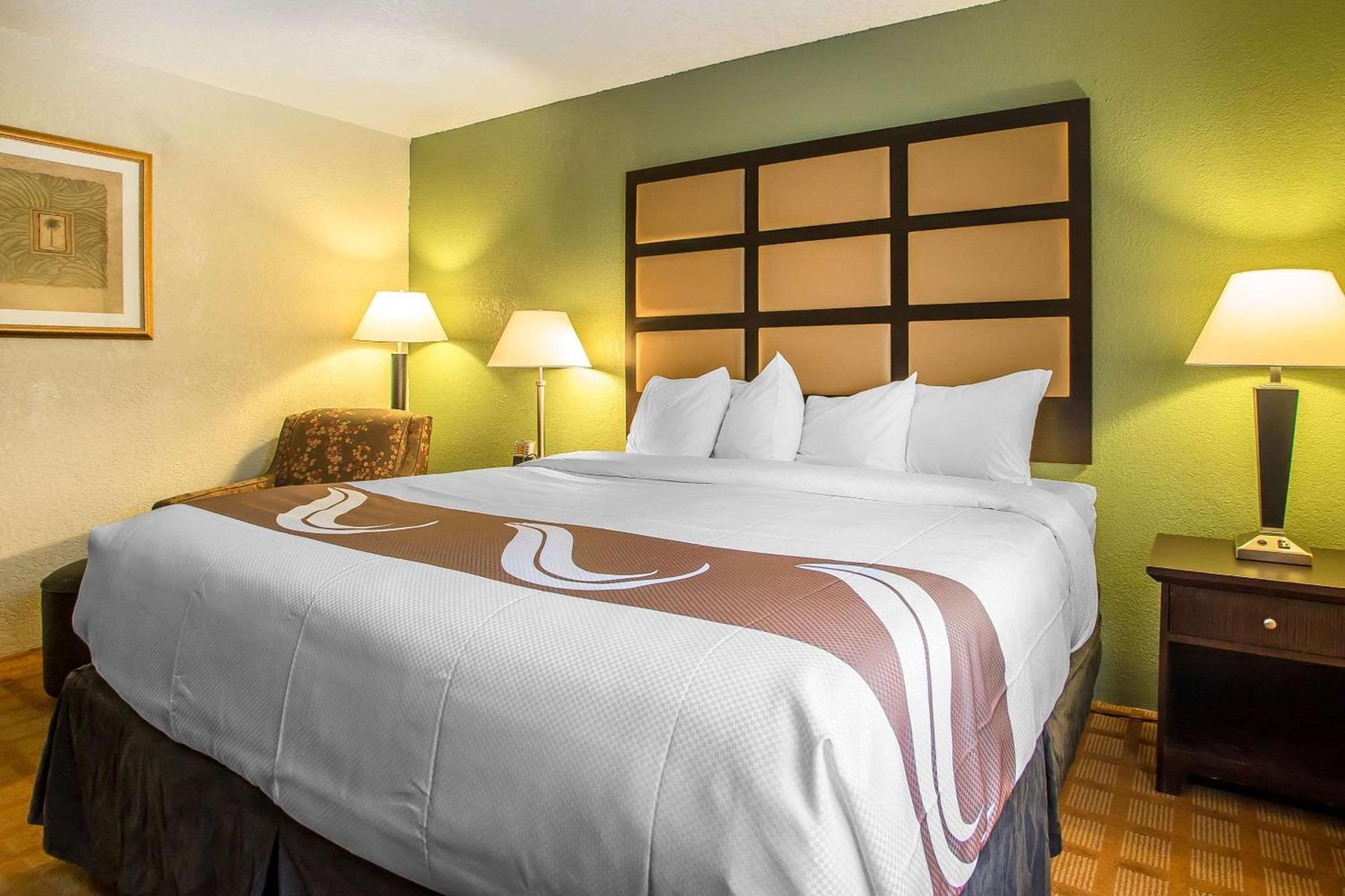 Quality Inn & Suites Marinette photo 14