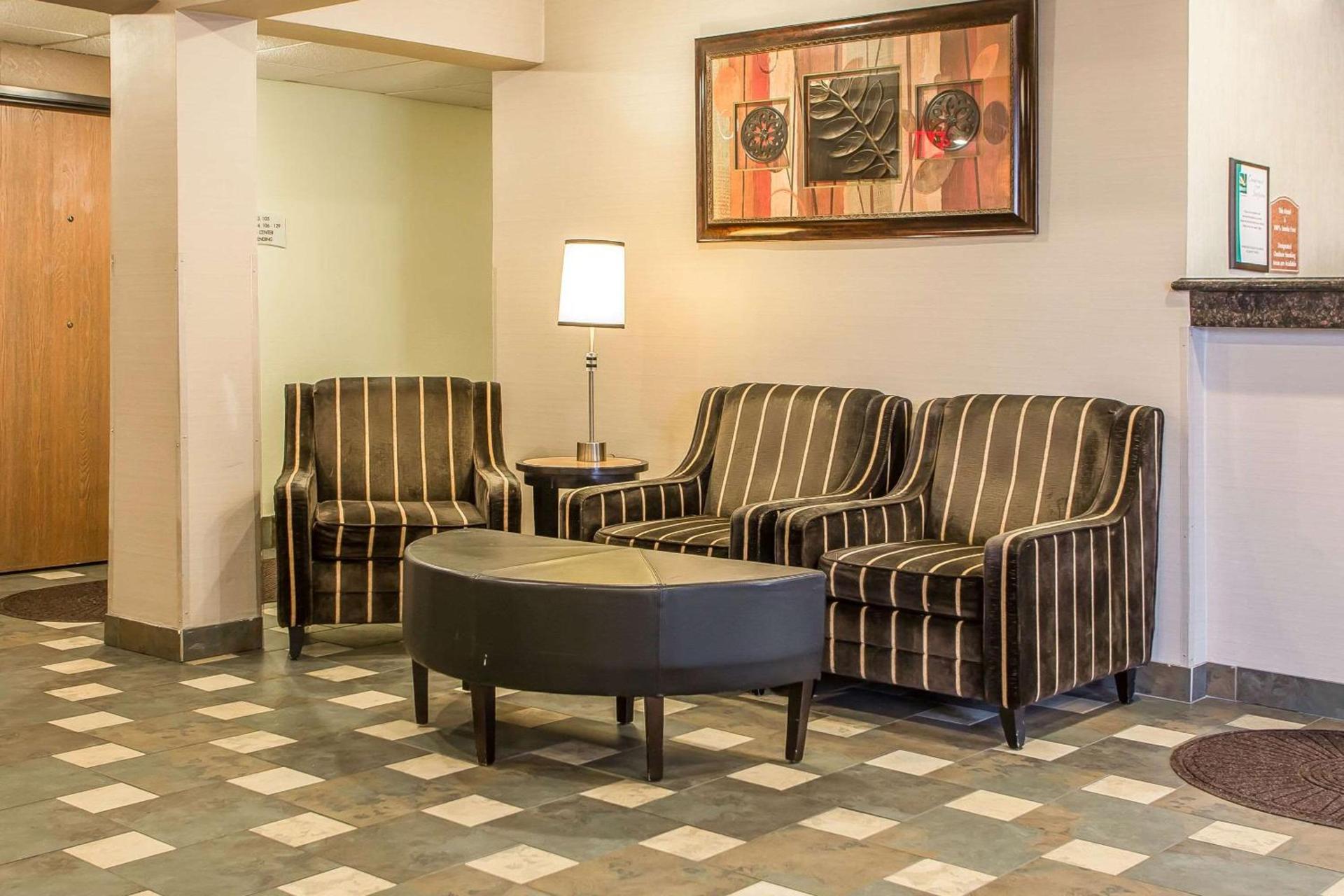 Quality Inn & Suites Marinette photo 6