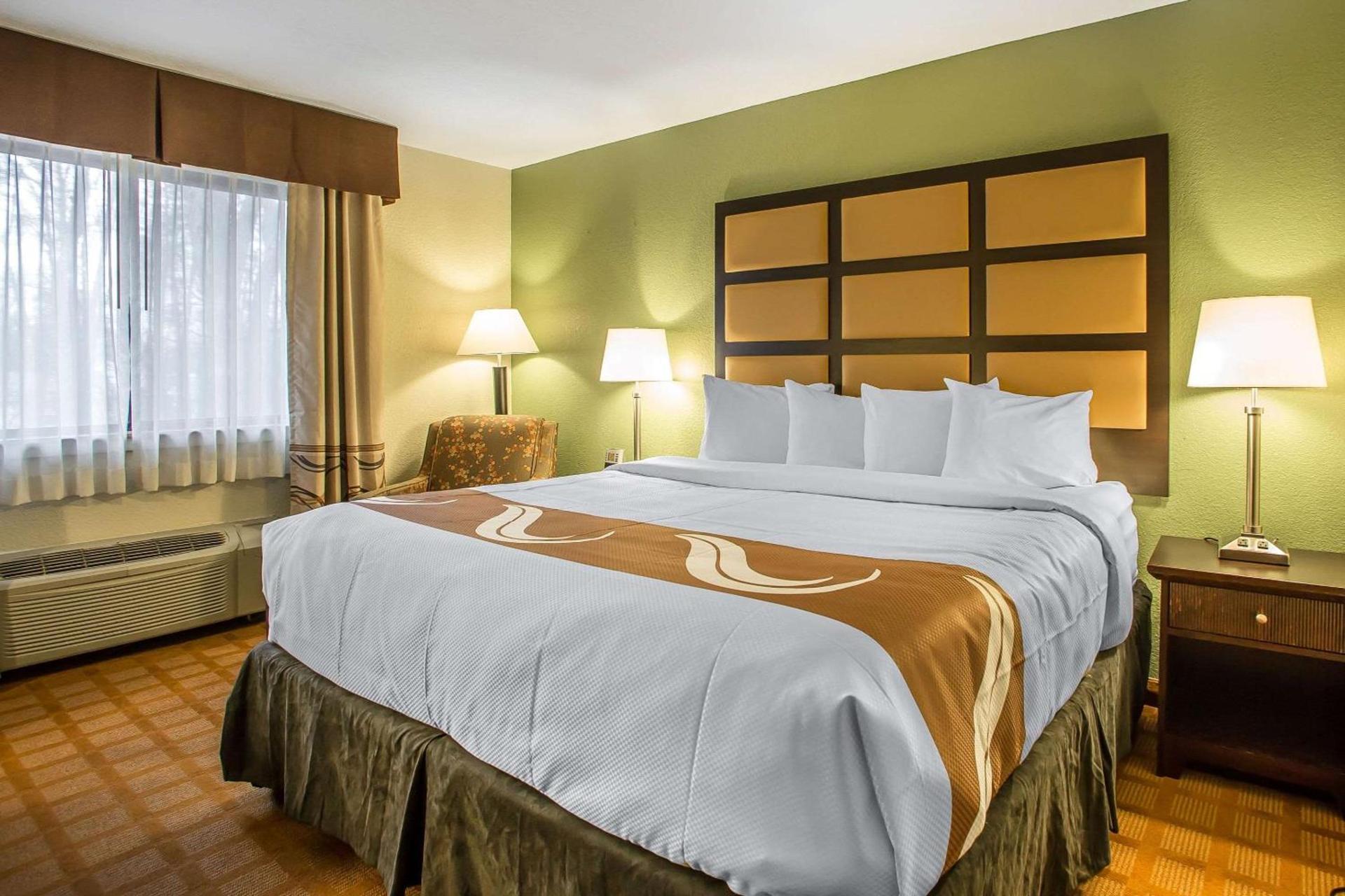 Quality Inn & Suites Marinette photo 18