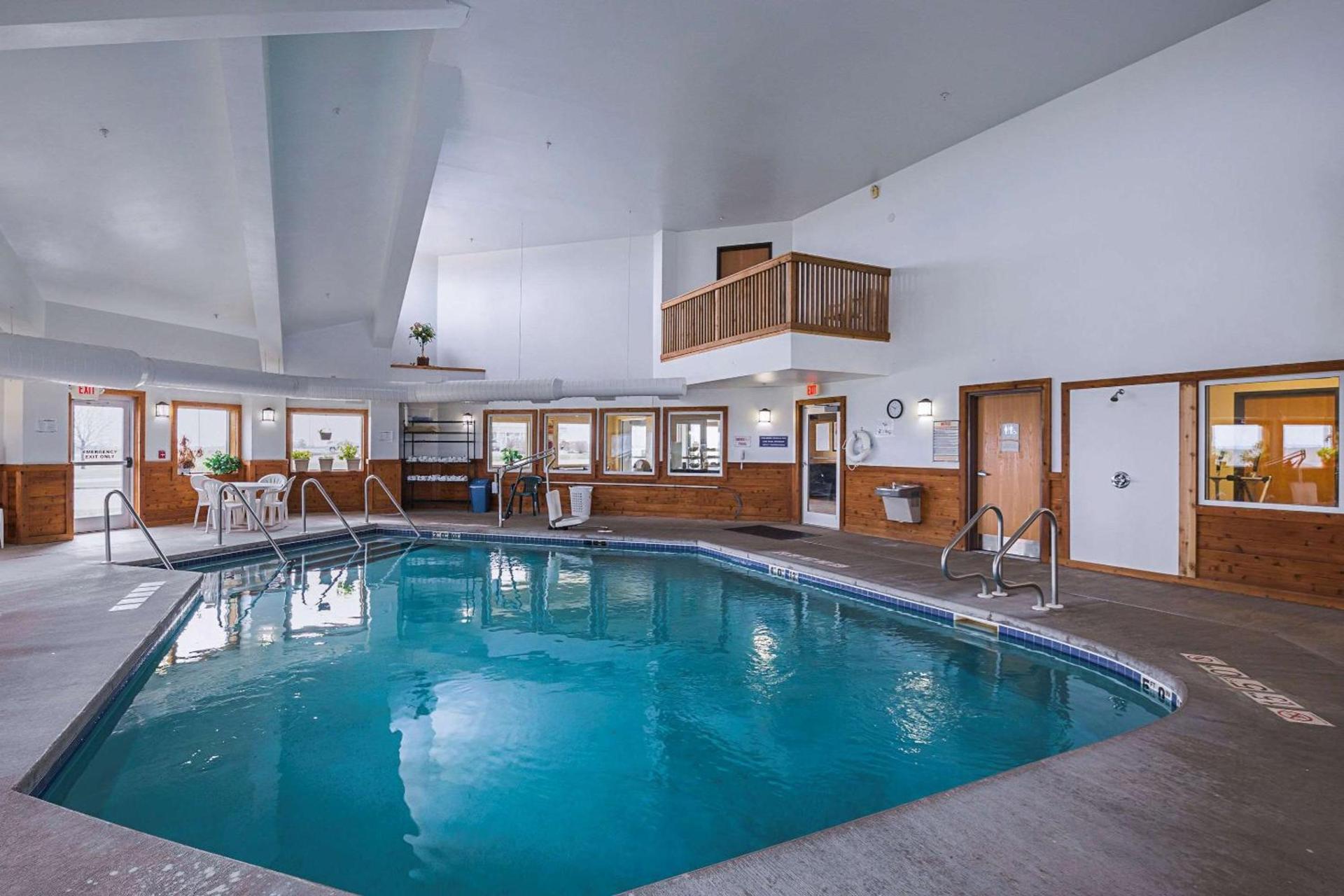 Quality Inn & Suites Belmont - Platteville photo 23