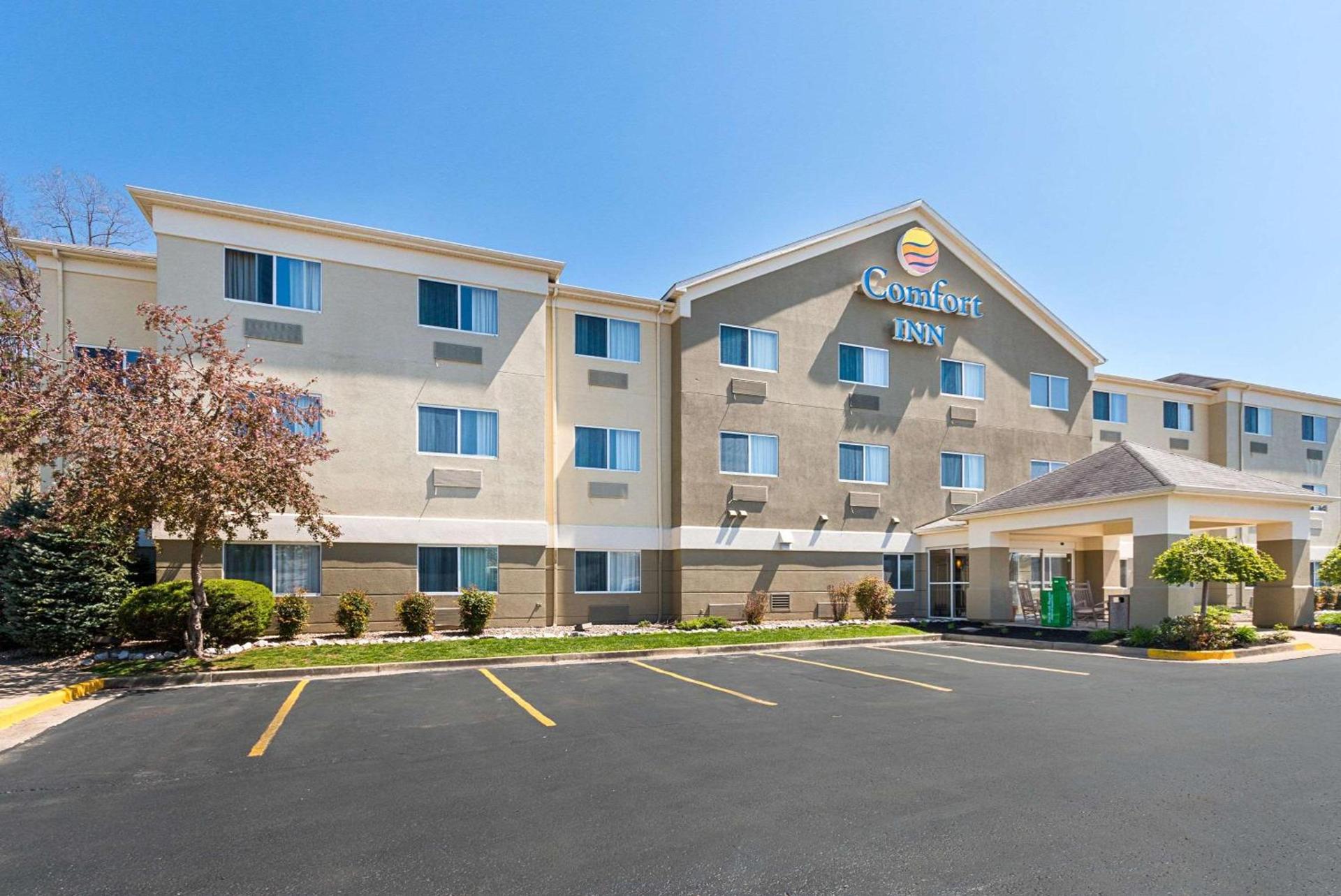 Comfort Inn Barboursville near Huntington Mall area — hotel in Barboursville