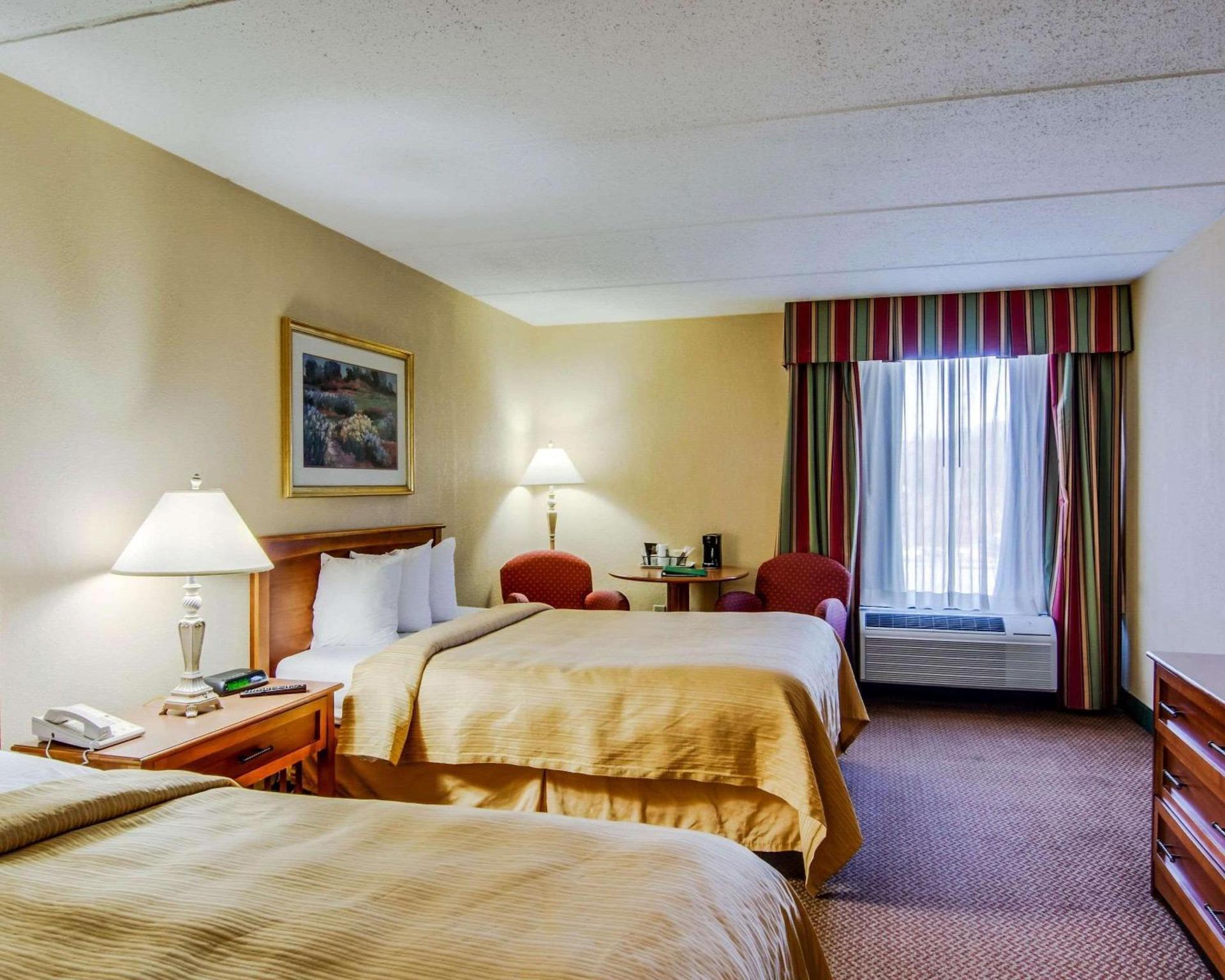 Quality Hotel and Conference Center Bluefield photo 22
