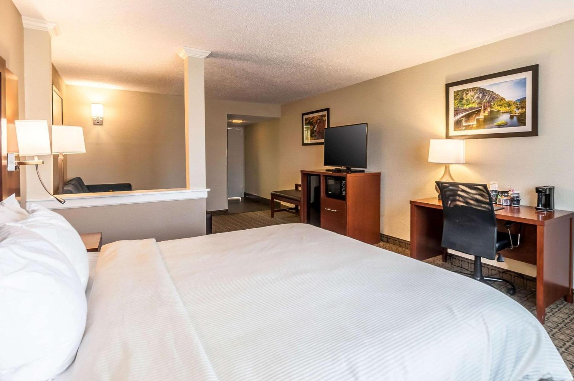 Clarion Inn Harpers Ferry-Charles Town photo 38