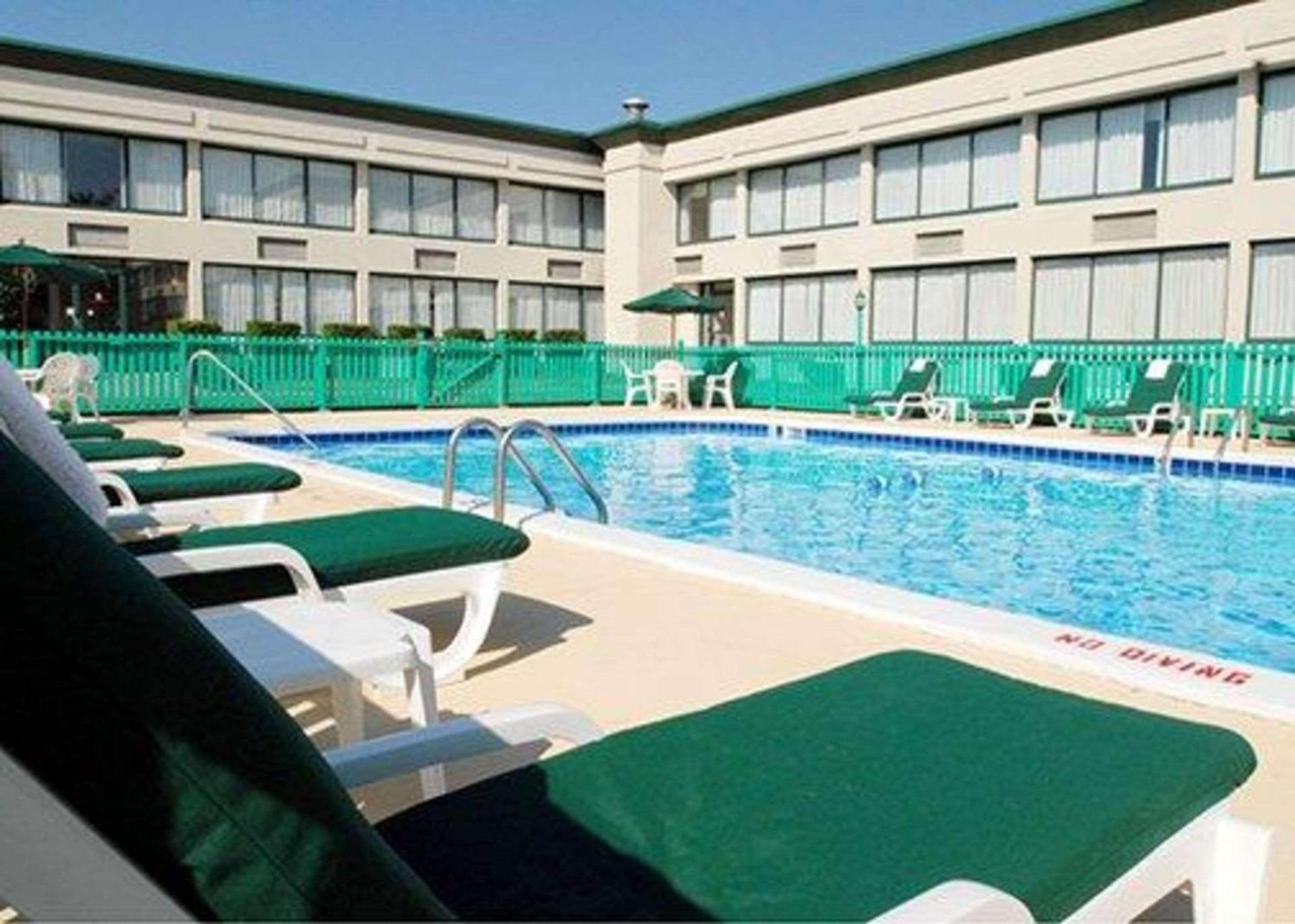 Quality Inn Beckley photo 25