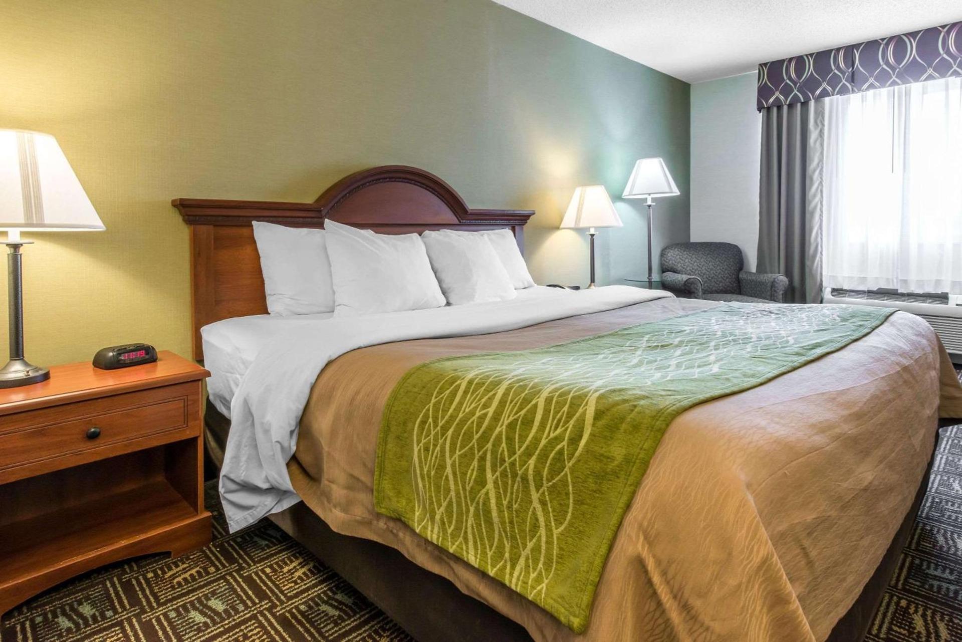 Comfort Inn Weirton - Steubenville photo 7