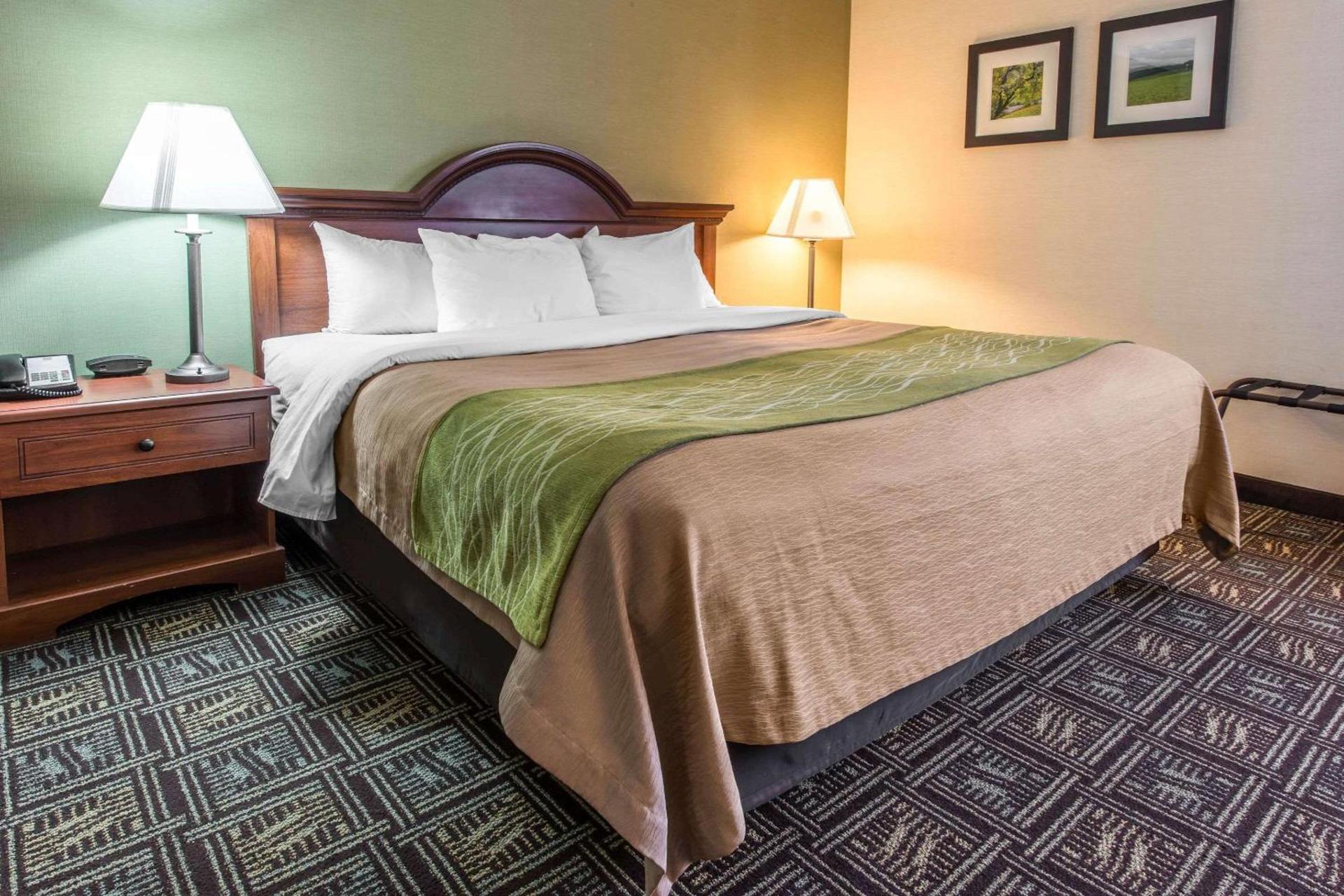 Comfort Inn Weirton - Steubenville photo 16