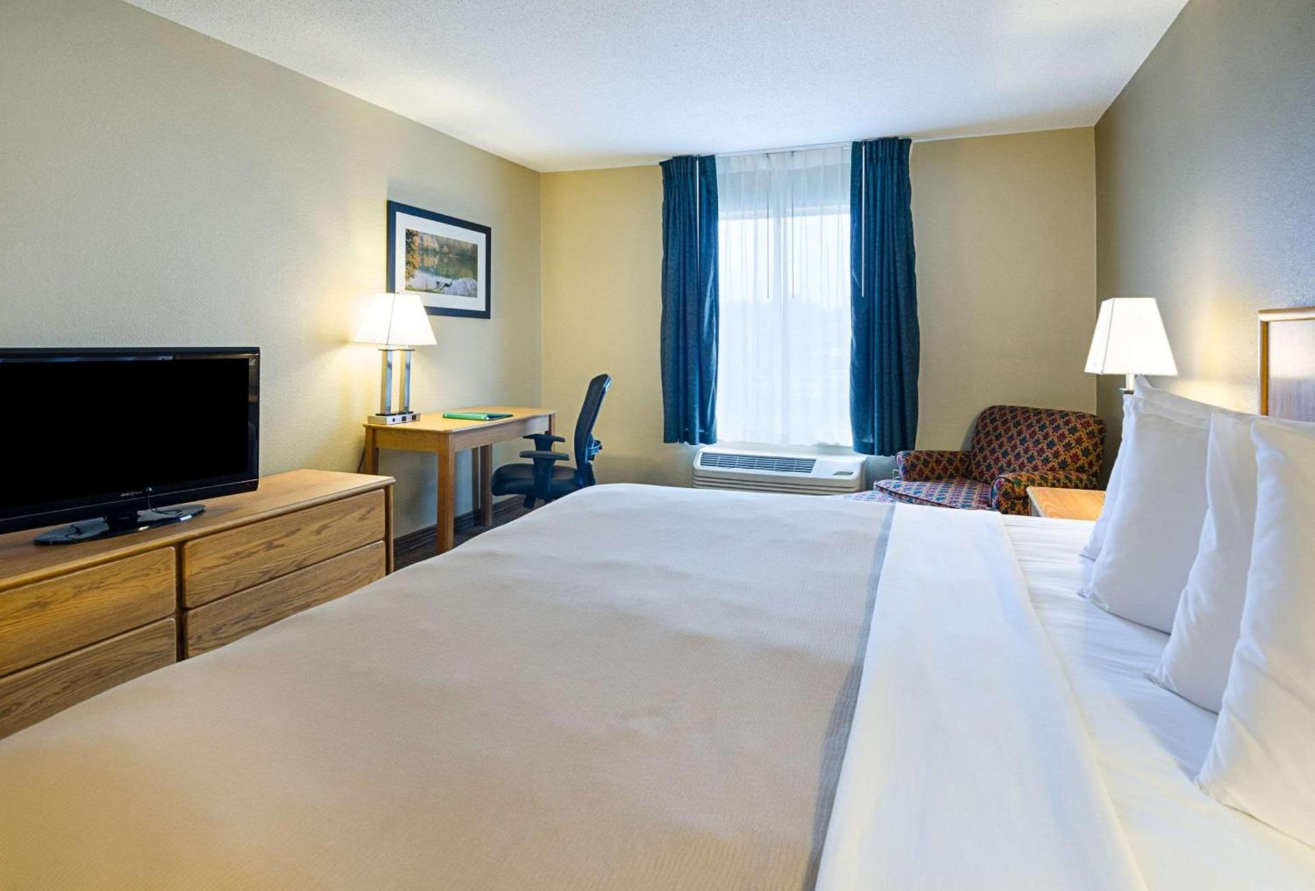 Quality Inn Princeton photo 17