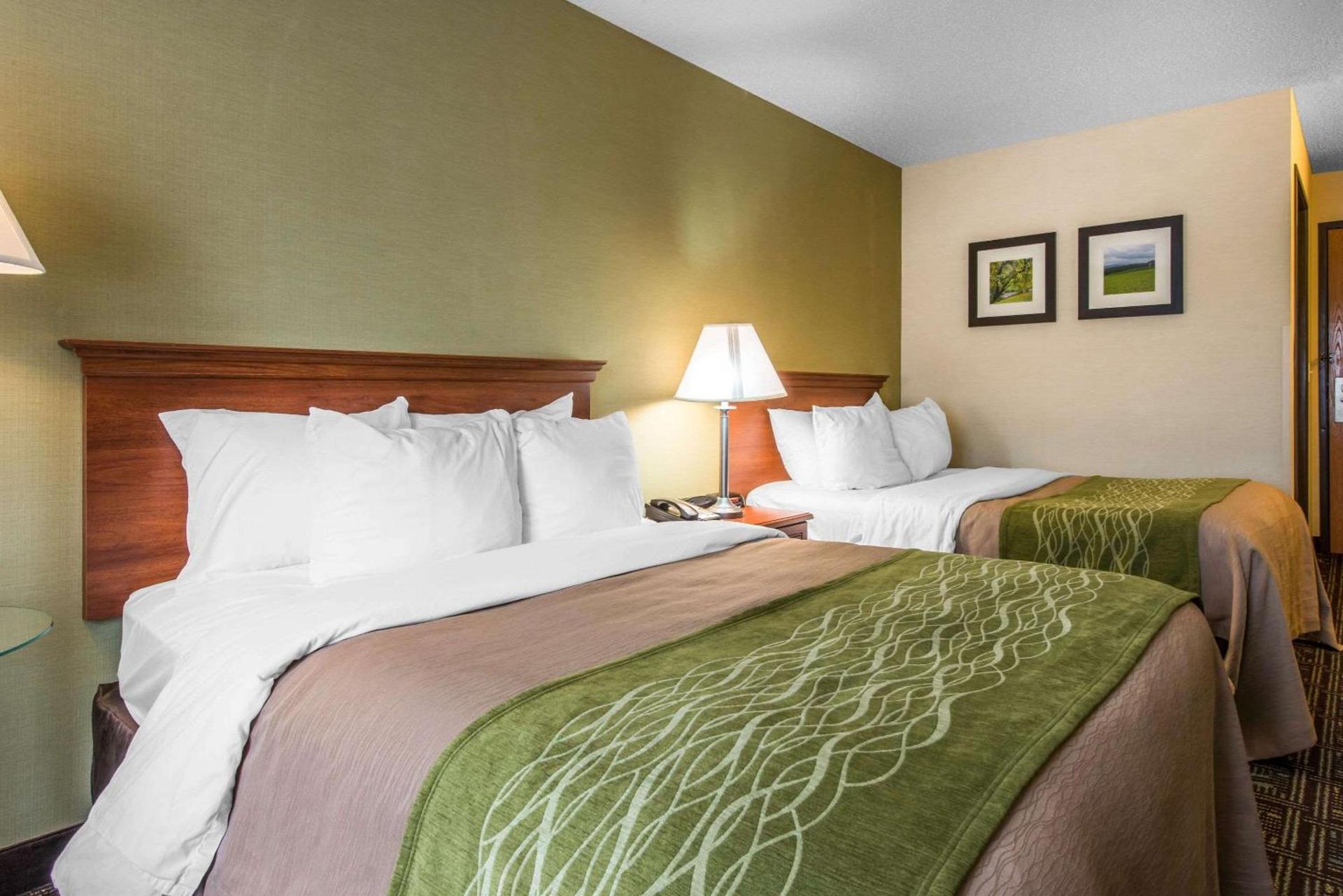 Comfort Inn Weirton - Steubenville photo 20