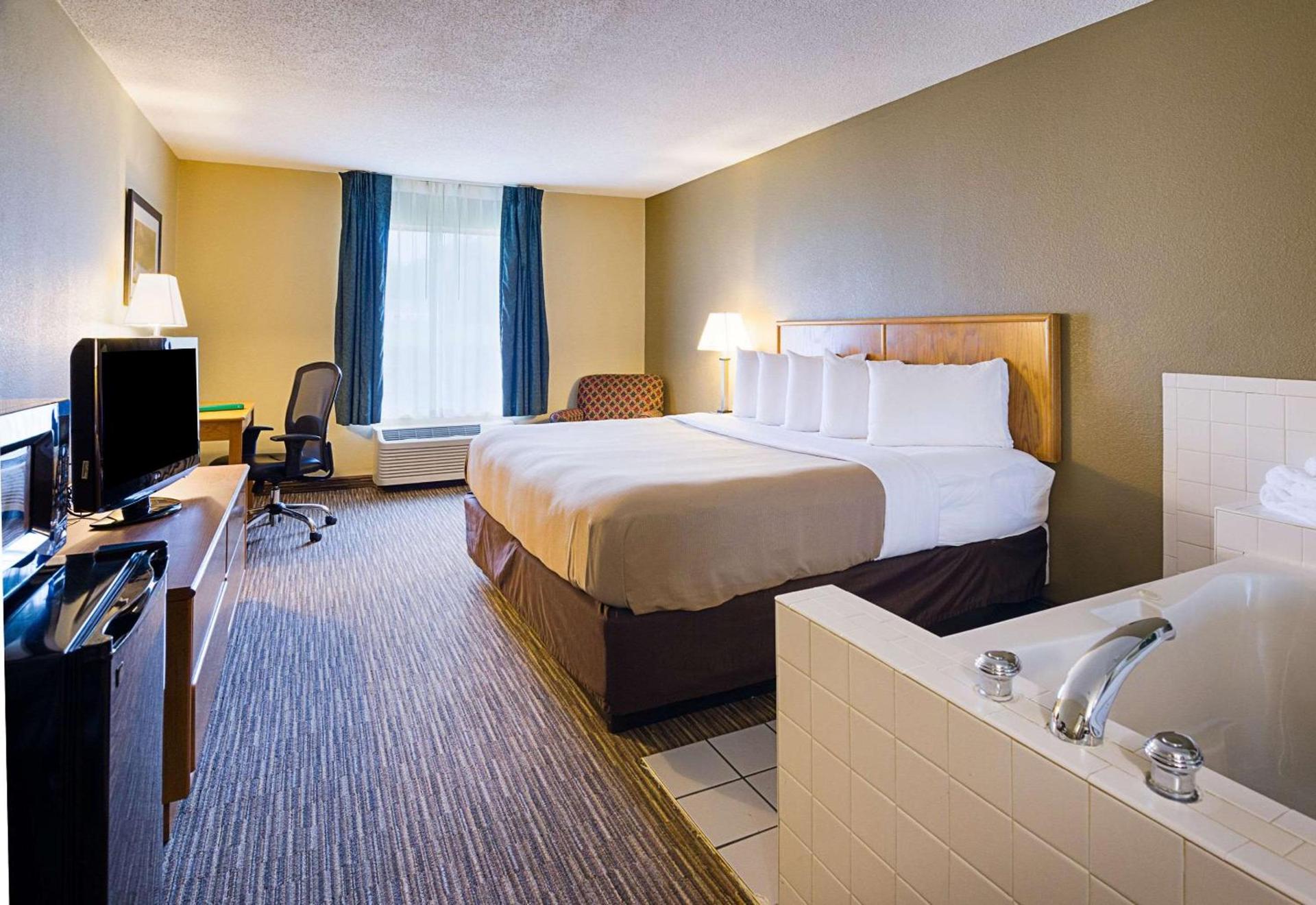 Quality Inn Princeton photo 5