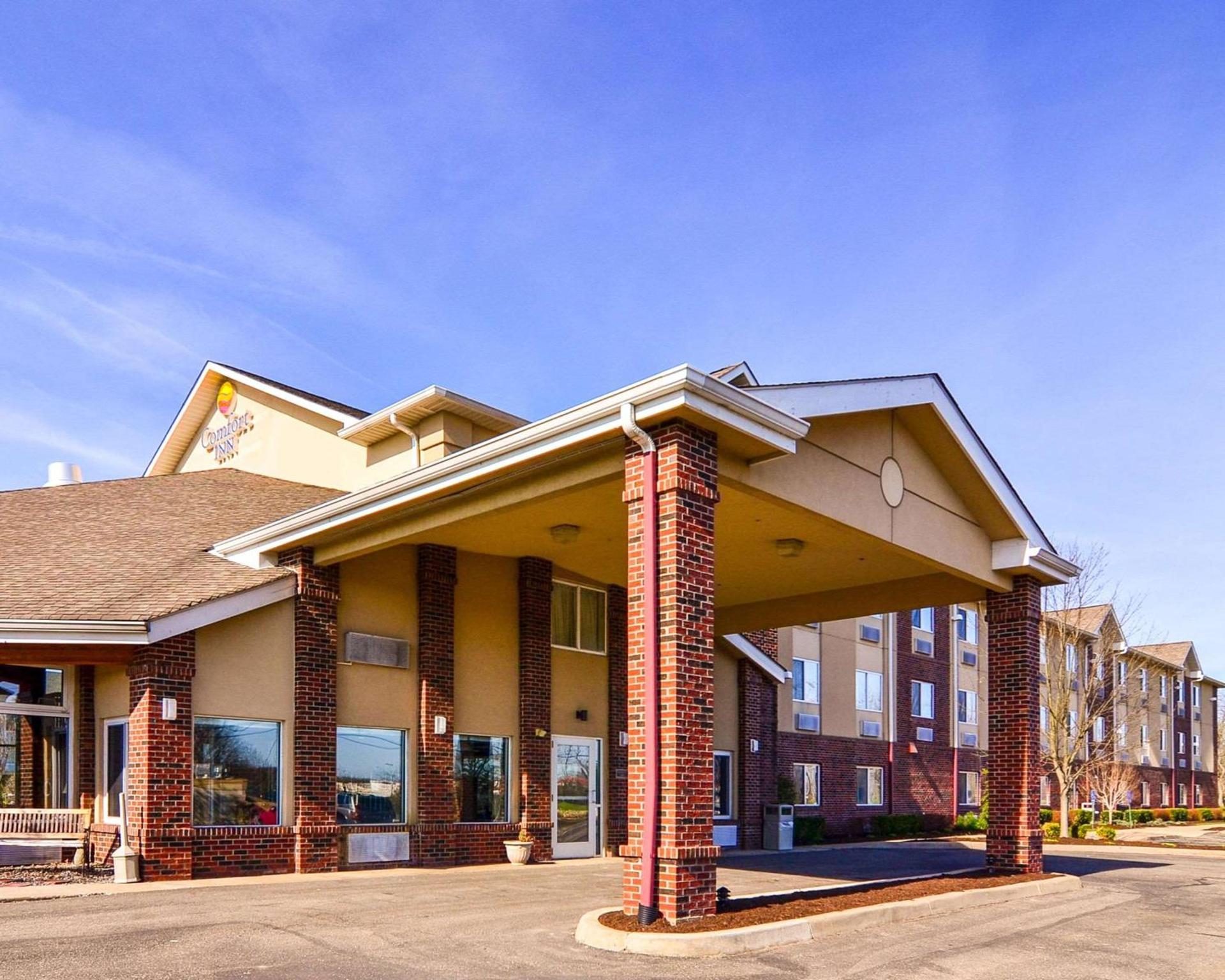 Comfort Inn Weirton - Steubenville photo 1
