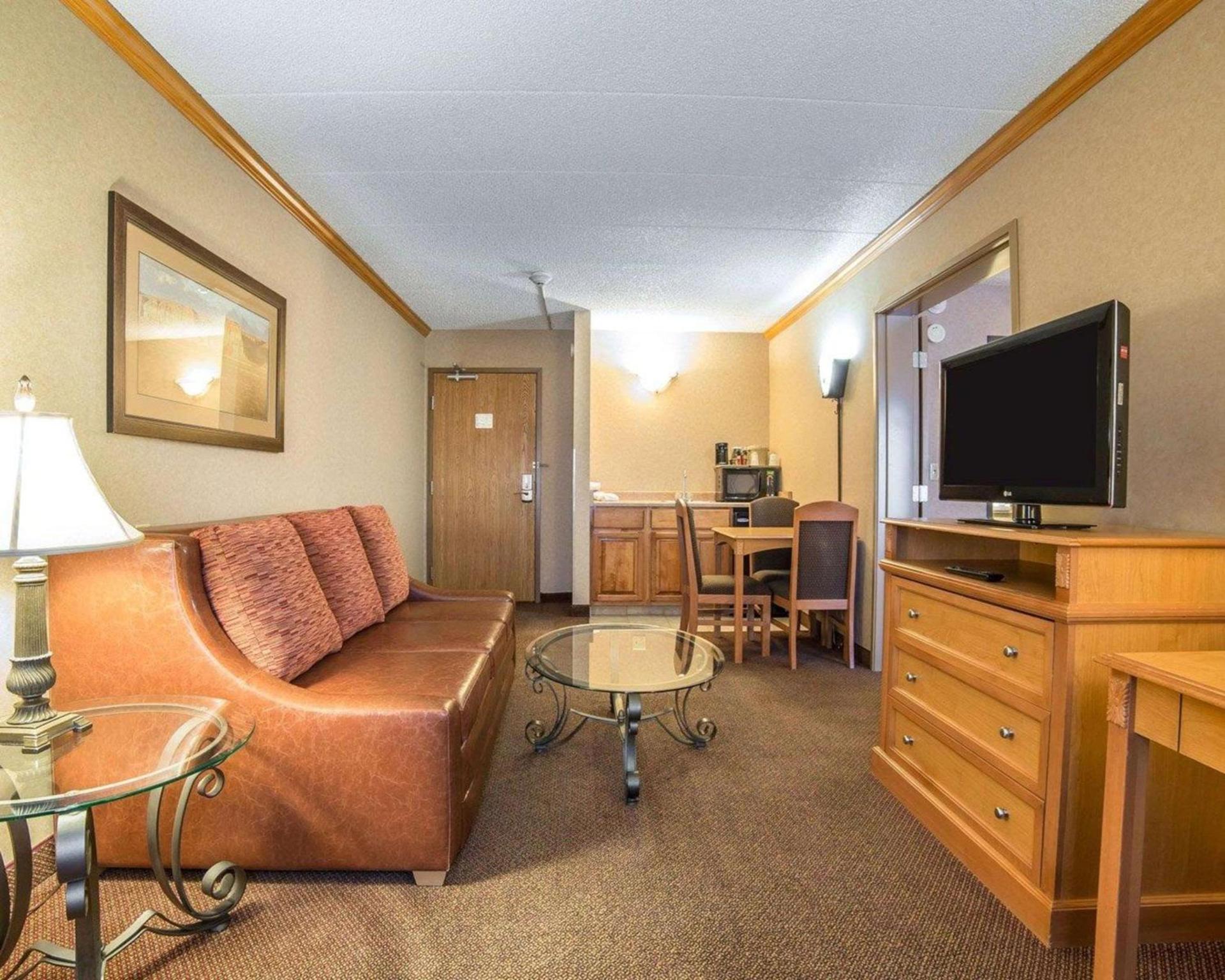 Quality Inn & Suites Casper near Event Center photo 8