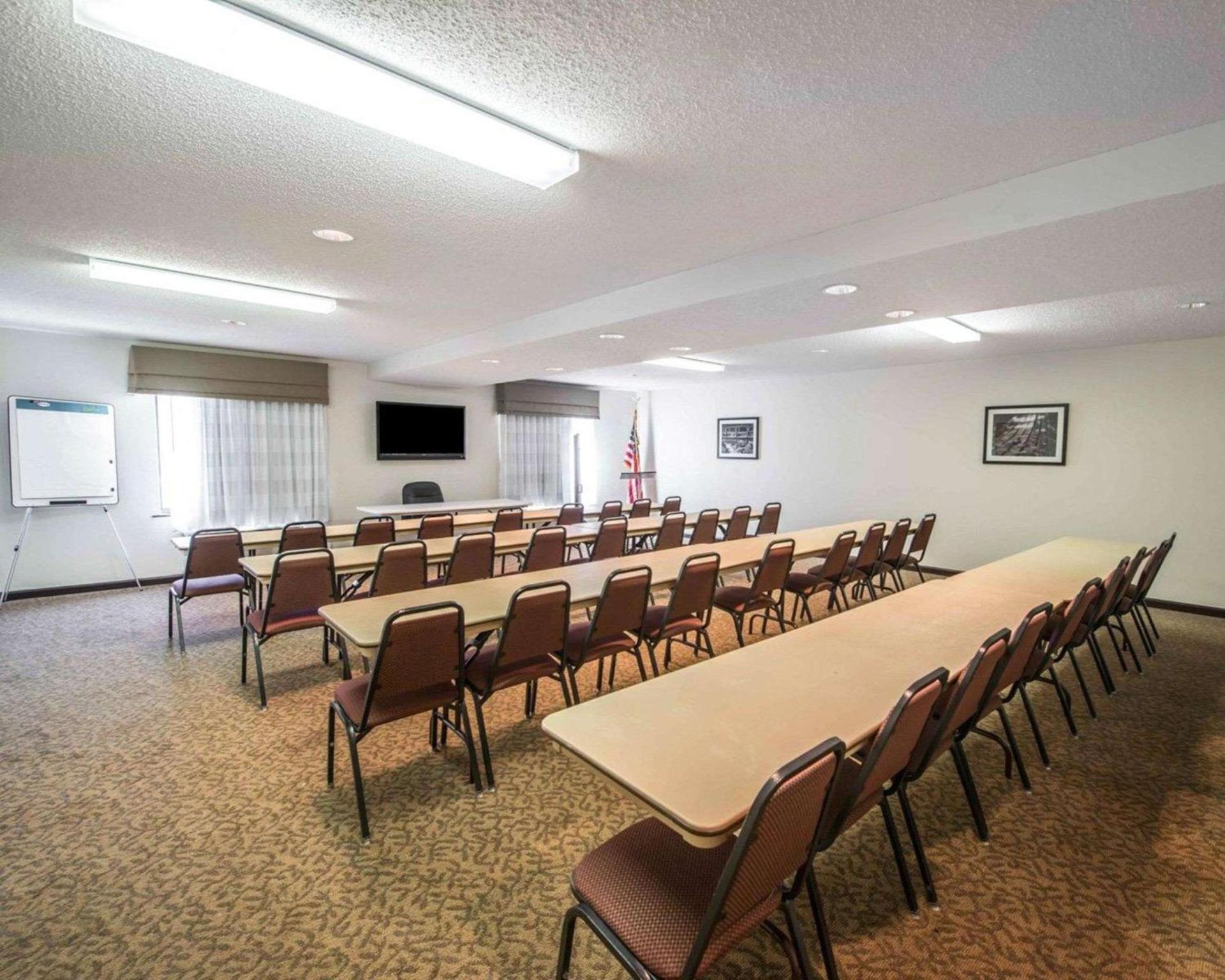 Sleep Inn & Suites Princeton I-77 photo 33