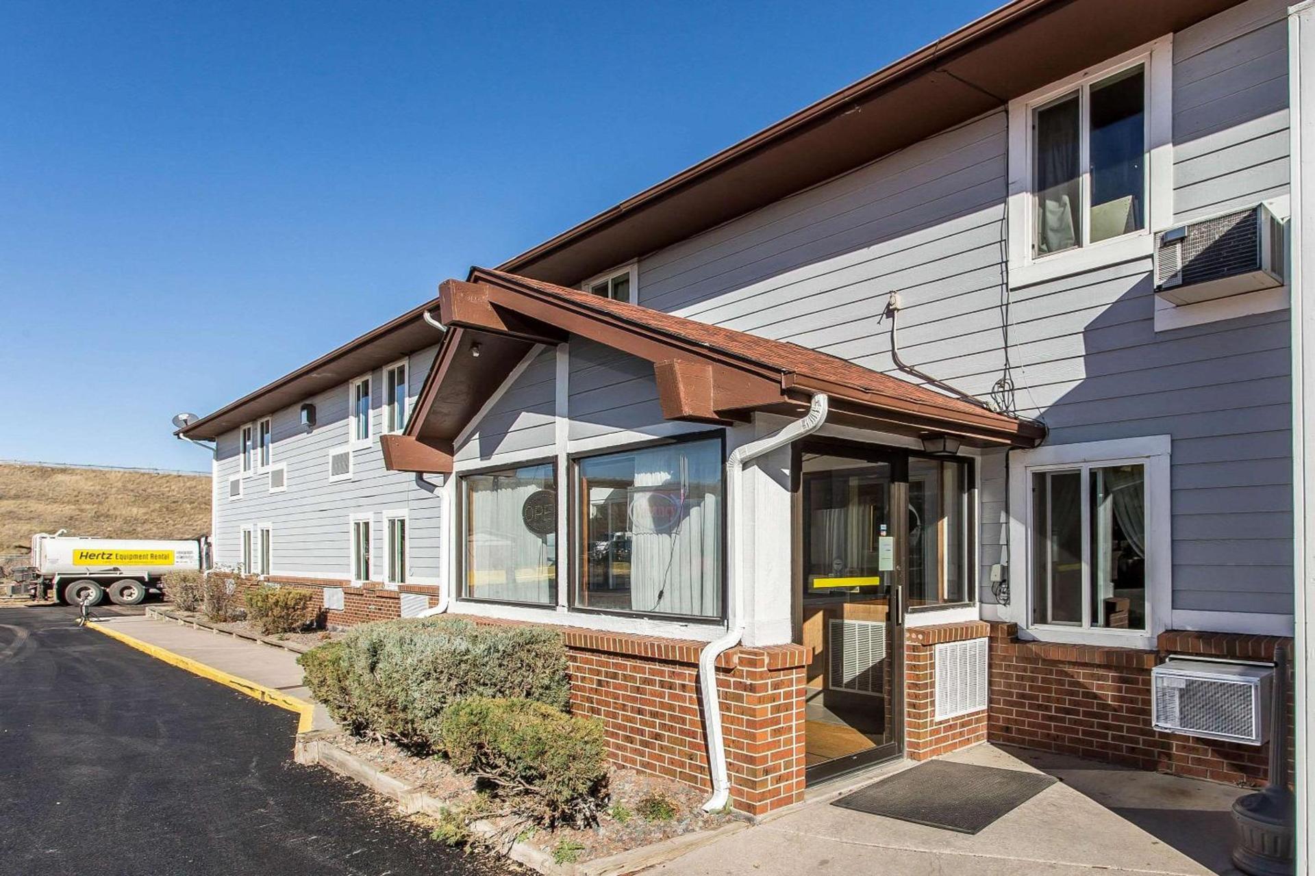 Rodeway Inn Cheyenne I-80 East photo 1
