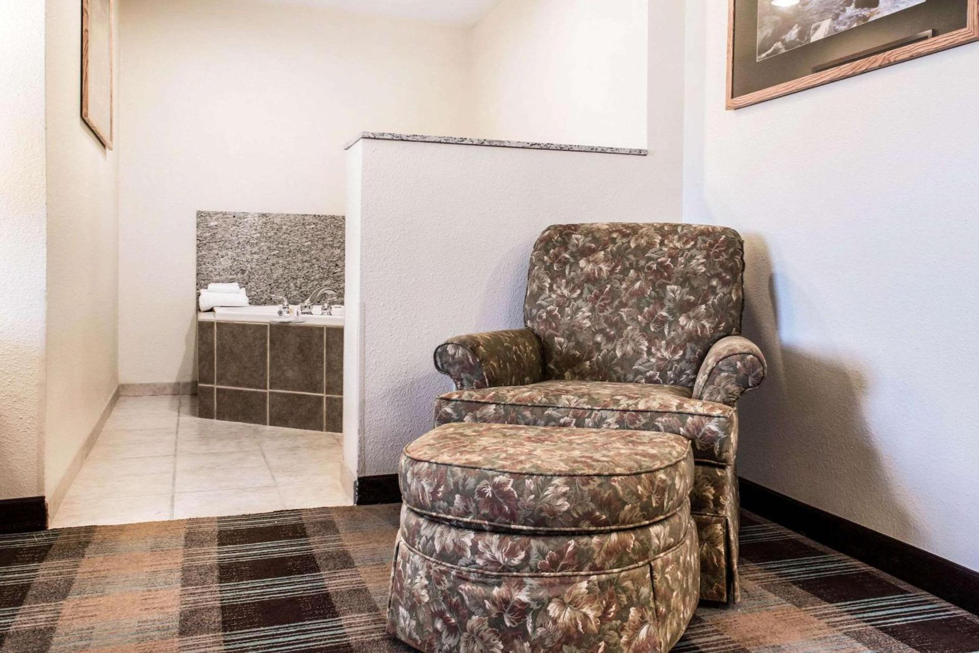 Comfort Inn & Suites Sheridan photo 9