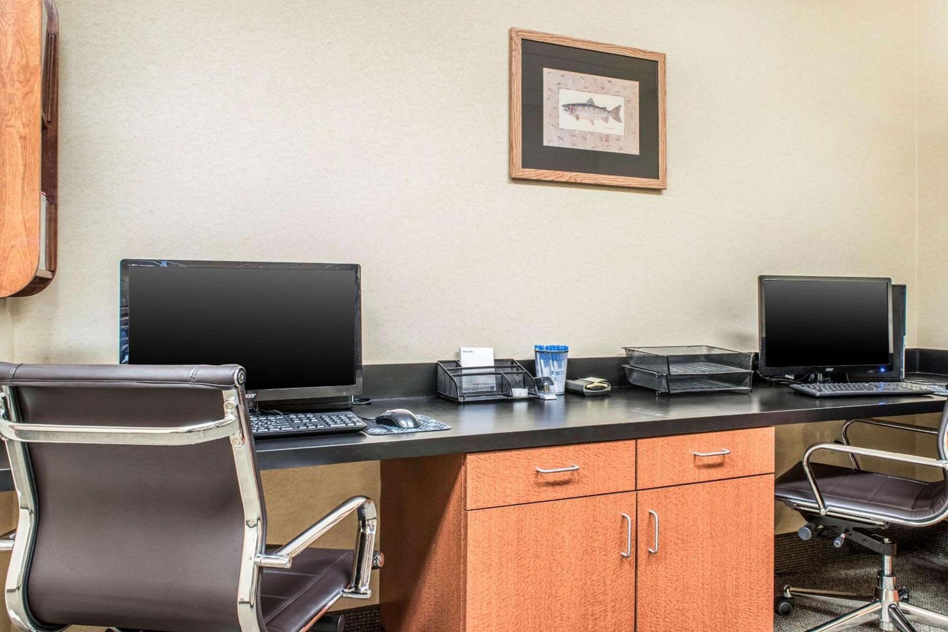 Comfort Inn & Suites Sheridan photo 11