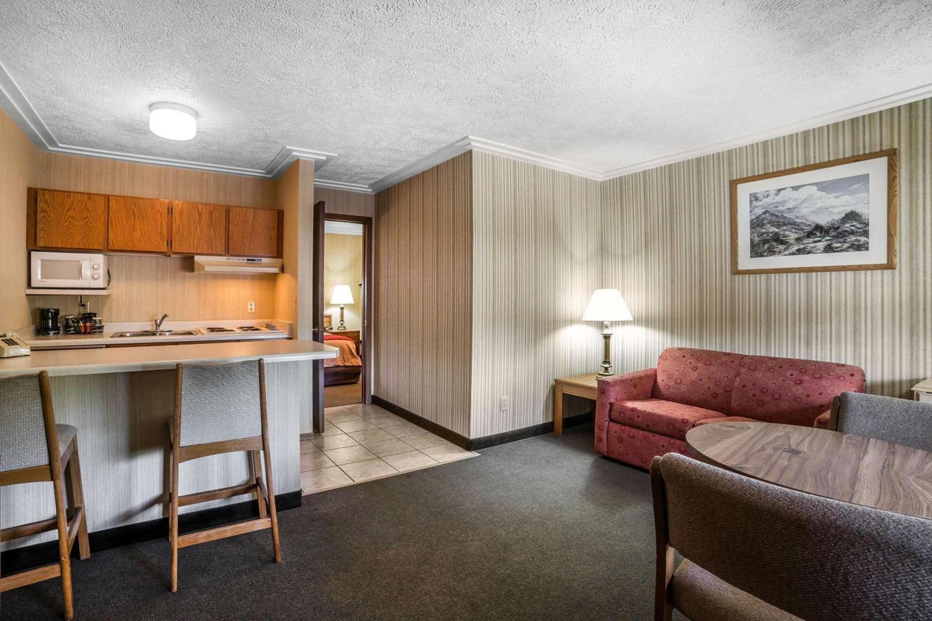 Rodeway Inn Pronghorn Lodge photo 13