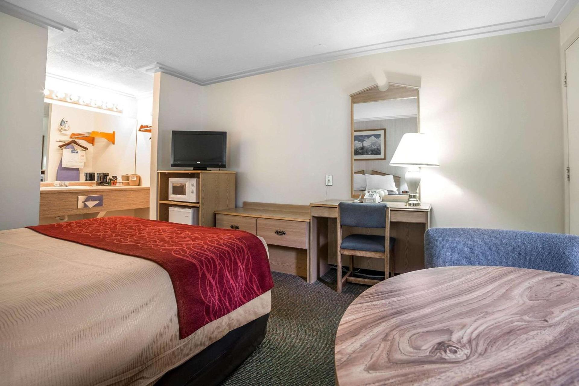 Rodeway Inn Pronghorn Lodge photo 14