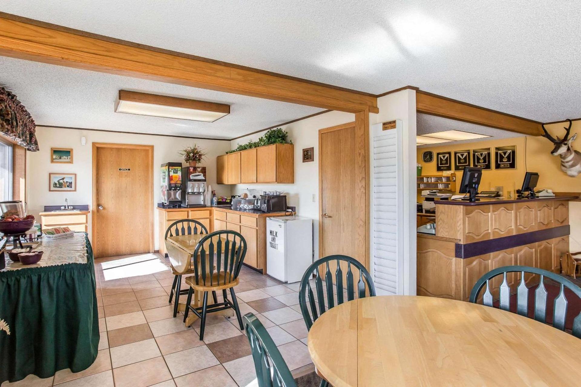 Rodeway Inn Pronghorn Lodge photo 10