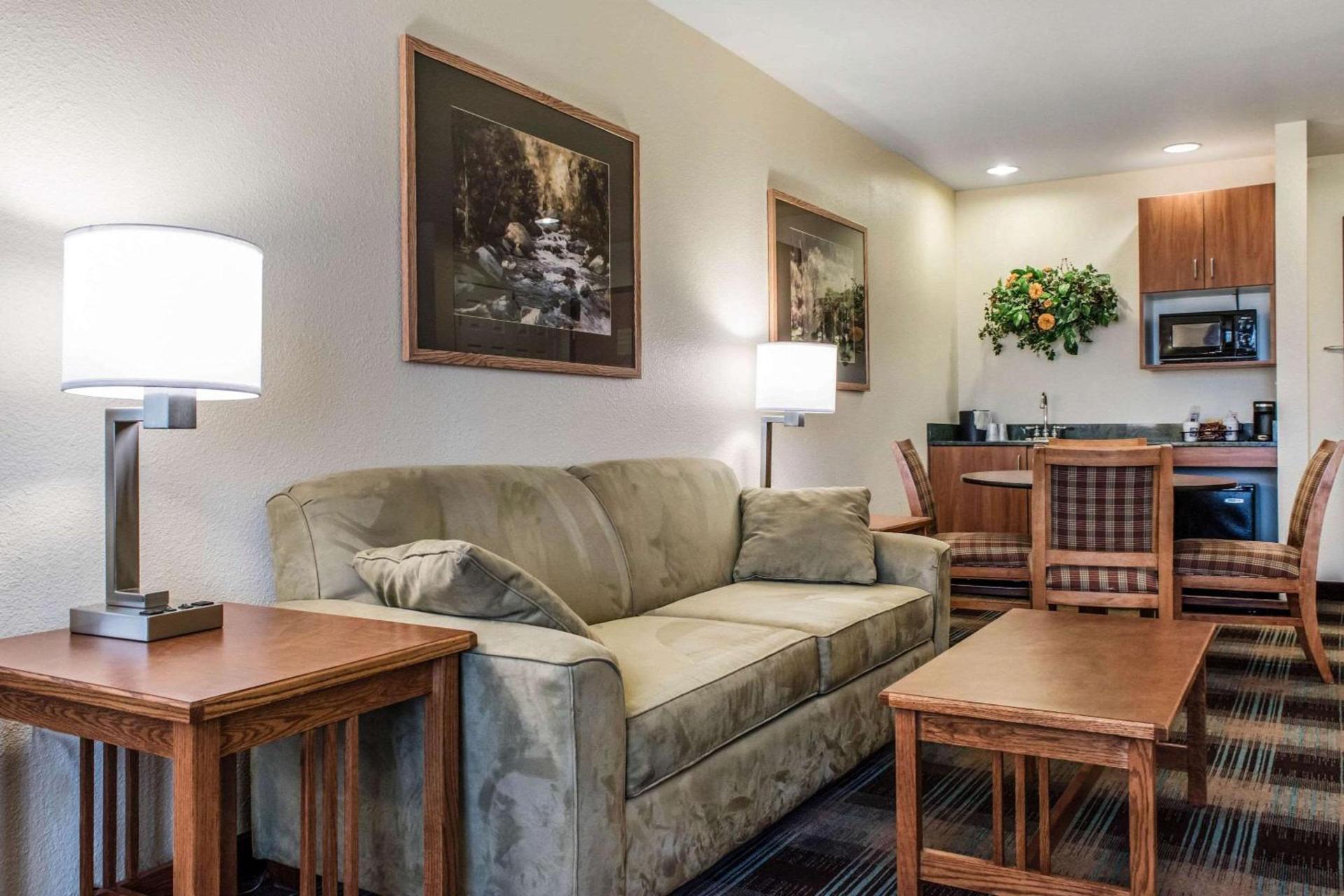 Comfort Inn & Suites Sheridan photo 16