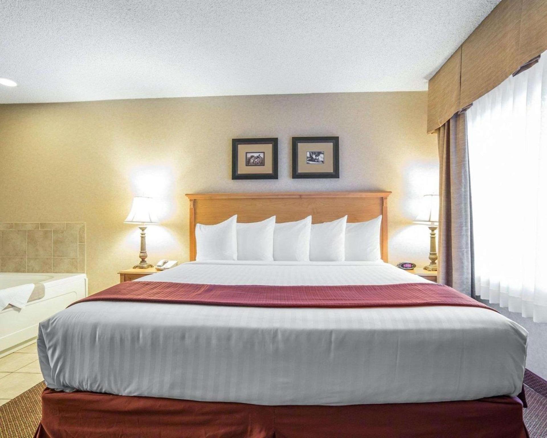 Quality Inn & Suites Casper near Event Center photo 31