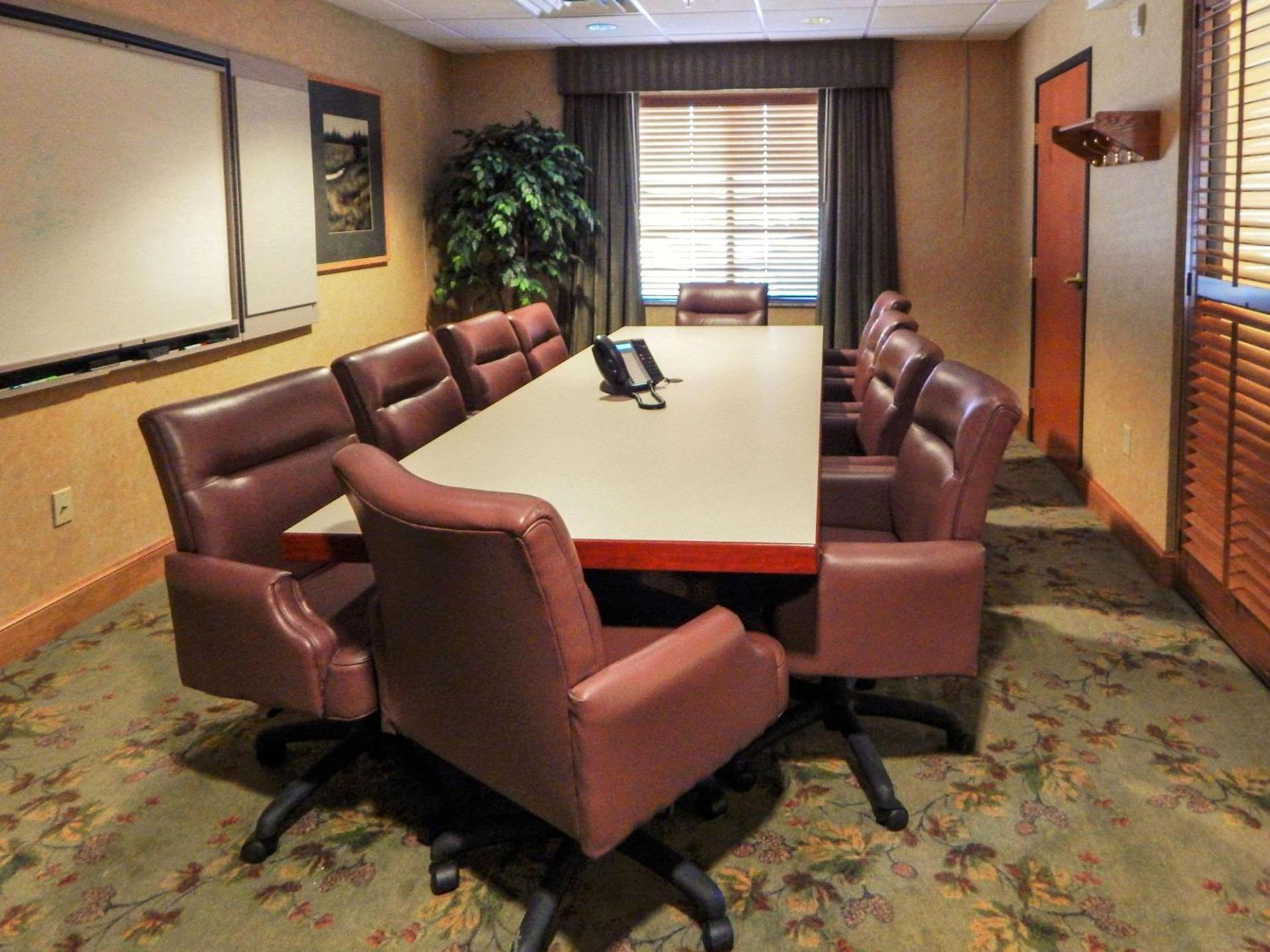 Comfort Inn & Suites Sheridan photo 18