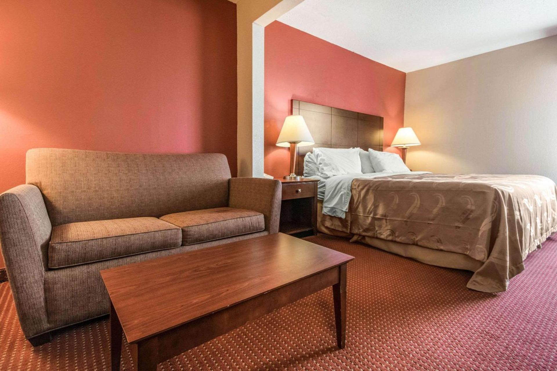 Quality Inn & Suites Lawrenceburg photo 5