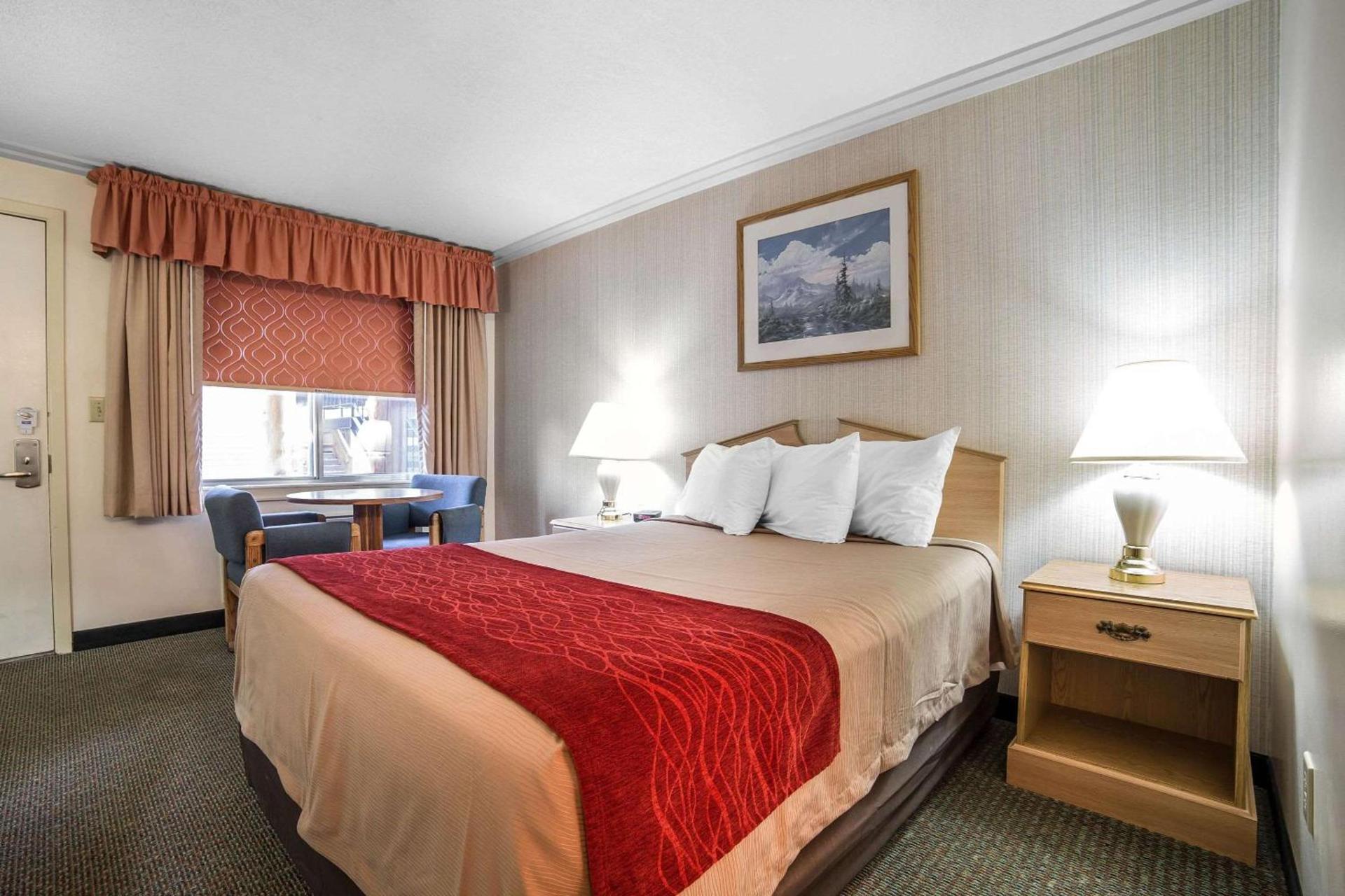 Rodeway Inn Pronghorn Lodge photo 7