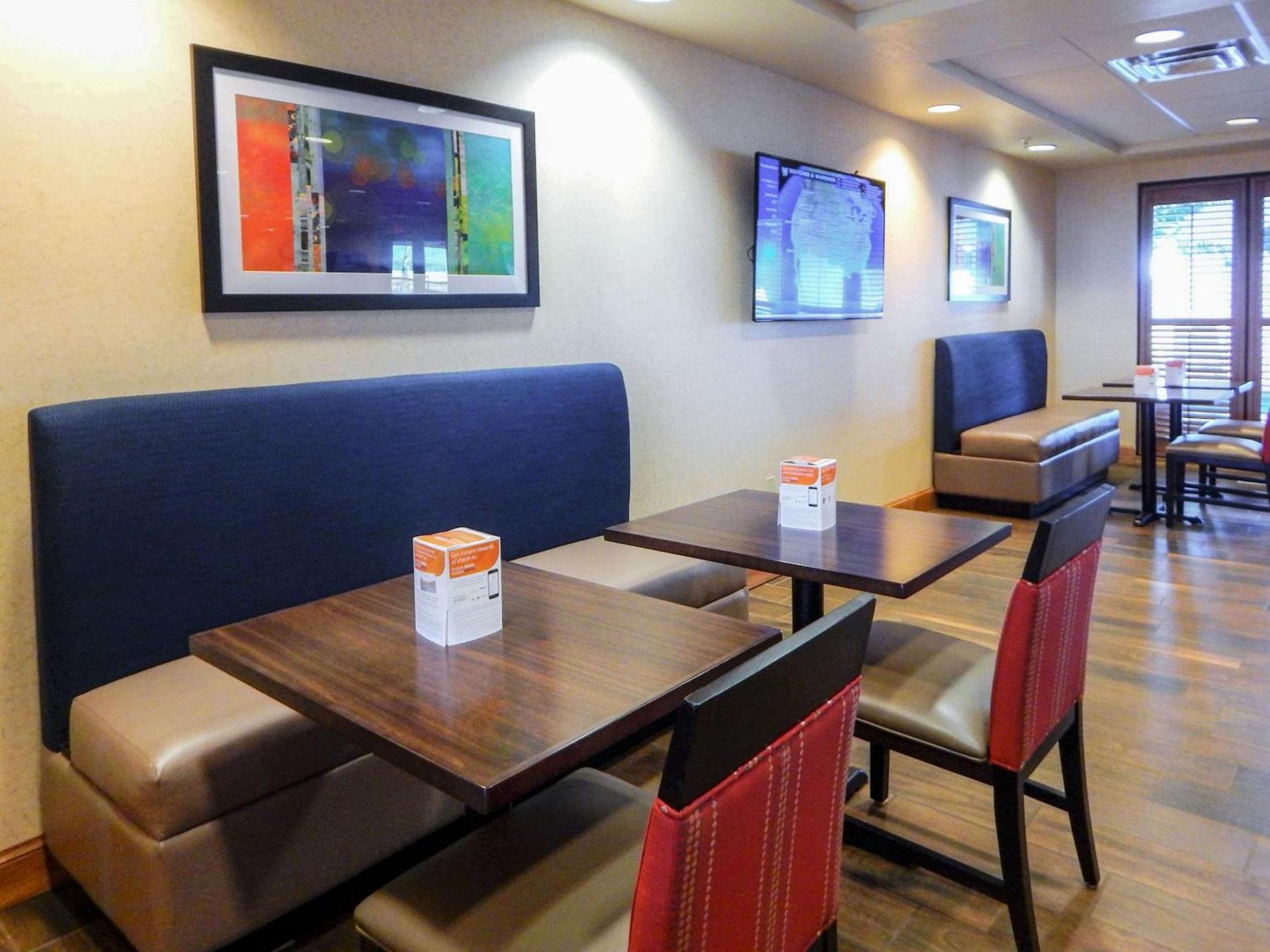 Comfort Inn & Suites Sheridan photo 25