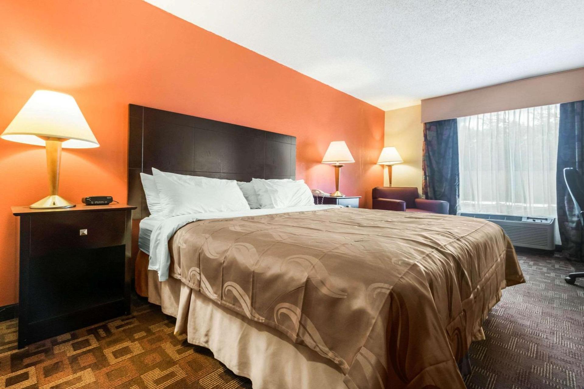 Quality Inn & Suites Lawrenceburg photo 9