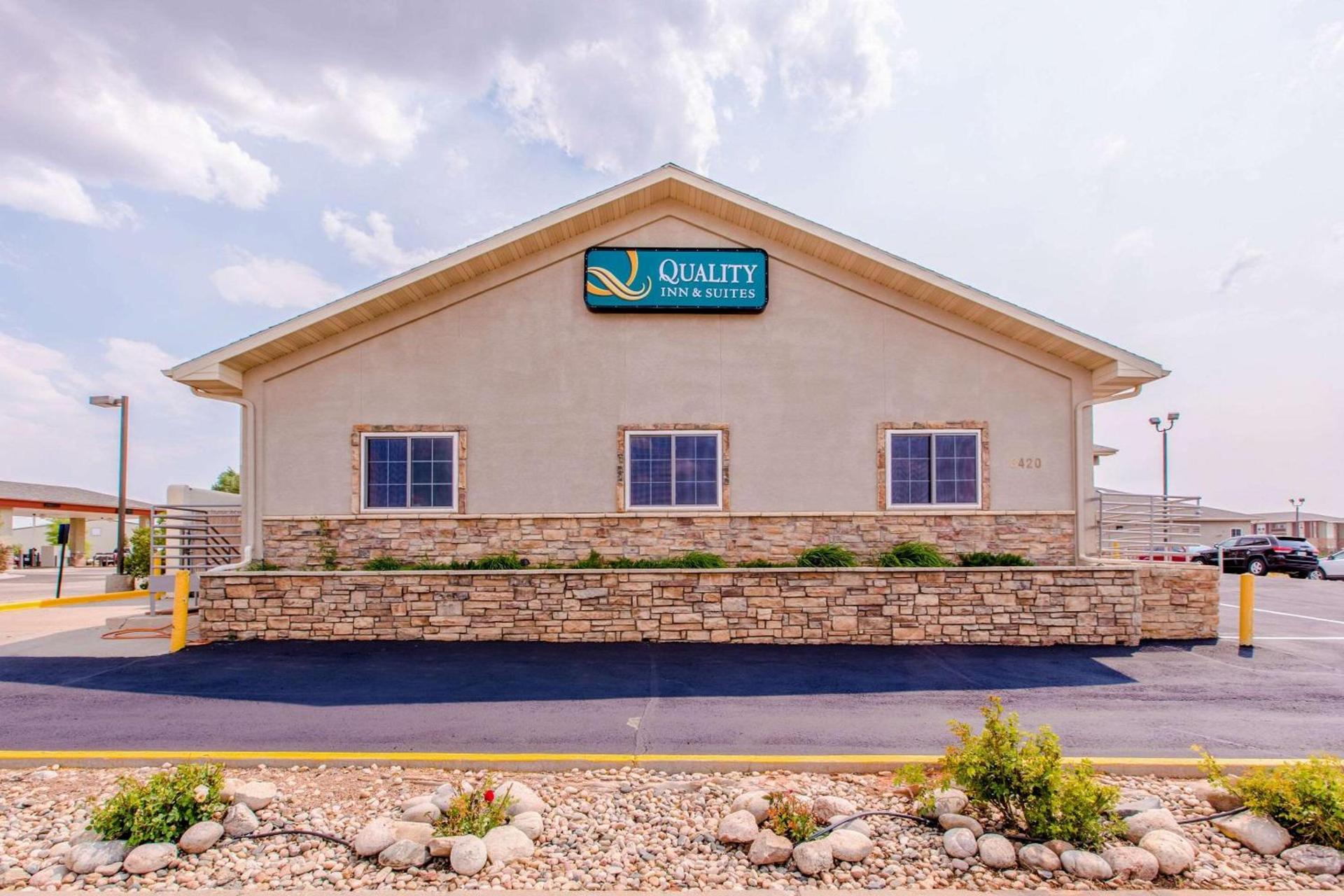 Quality Inn & Suites University photo 5