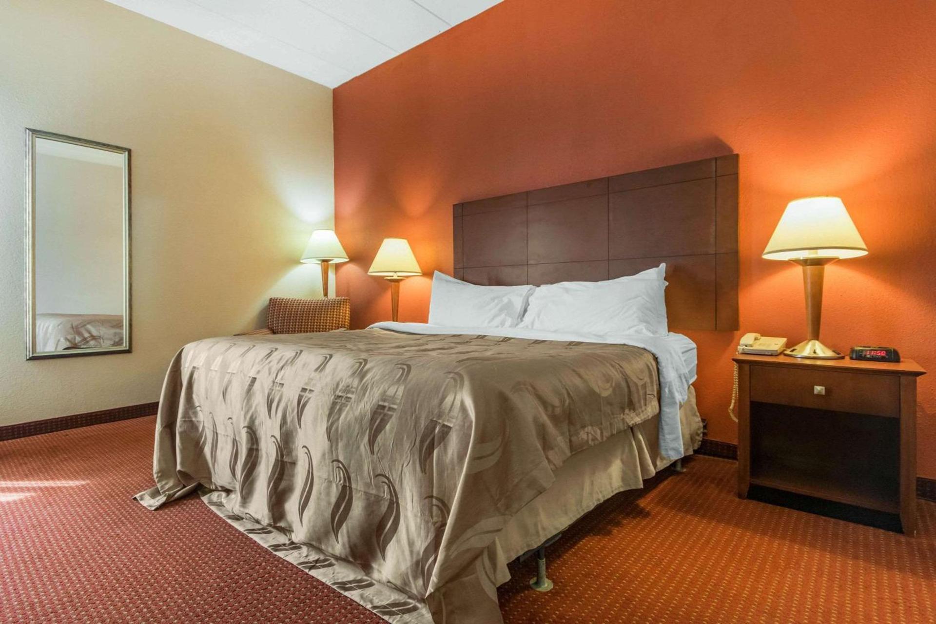 Quality Inn & Suites Lawrenceburg photo 24