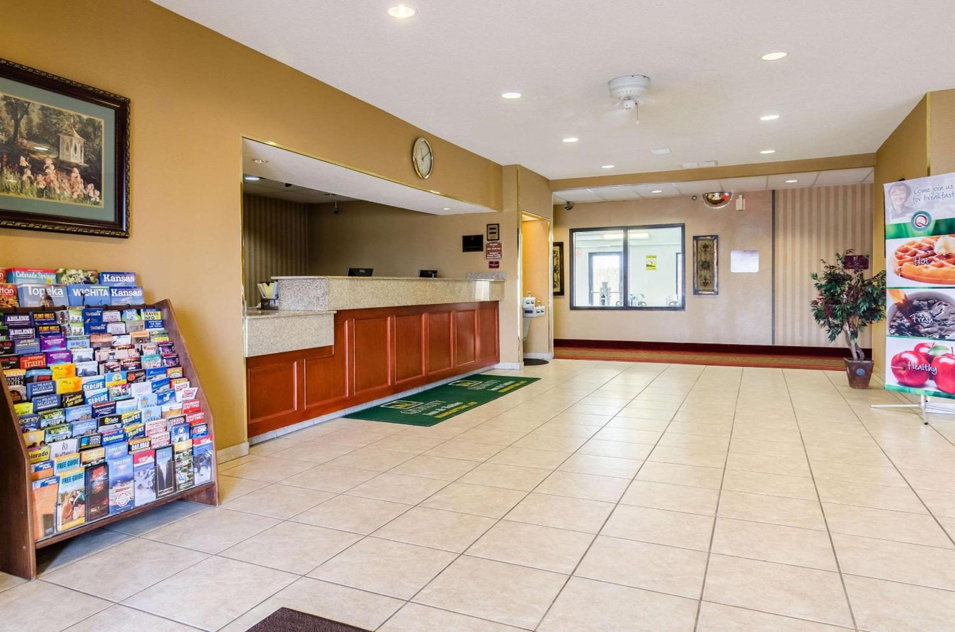 Quality Inn & Suites Manhattan photo 4