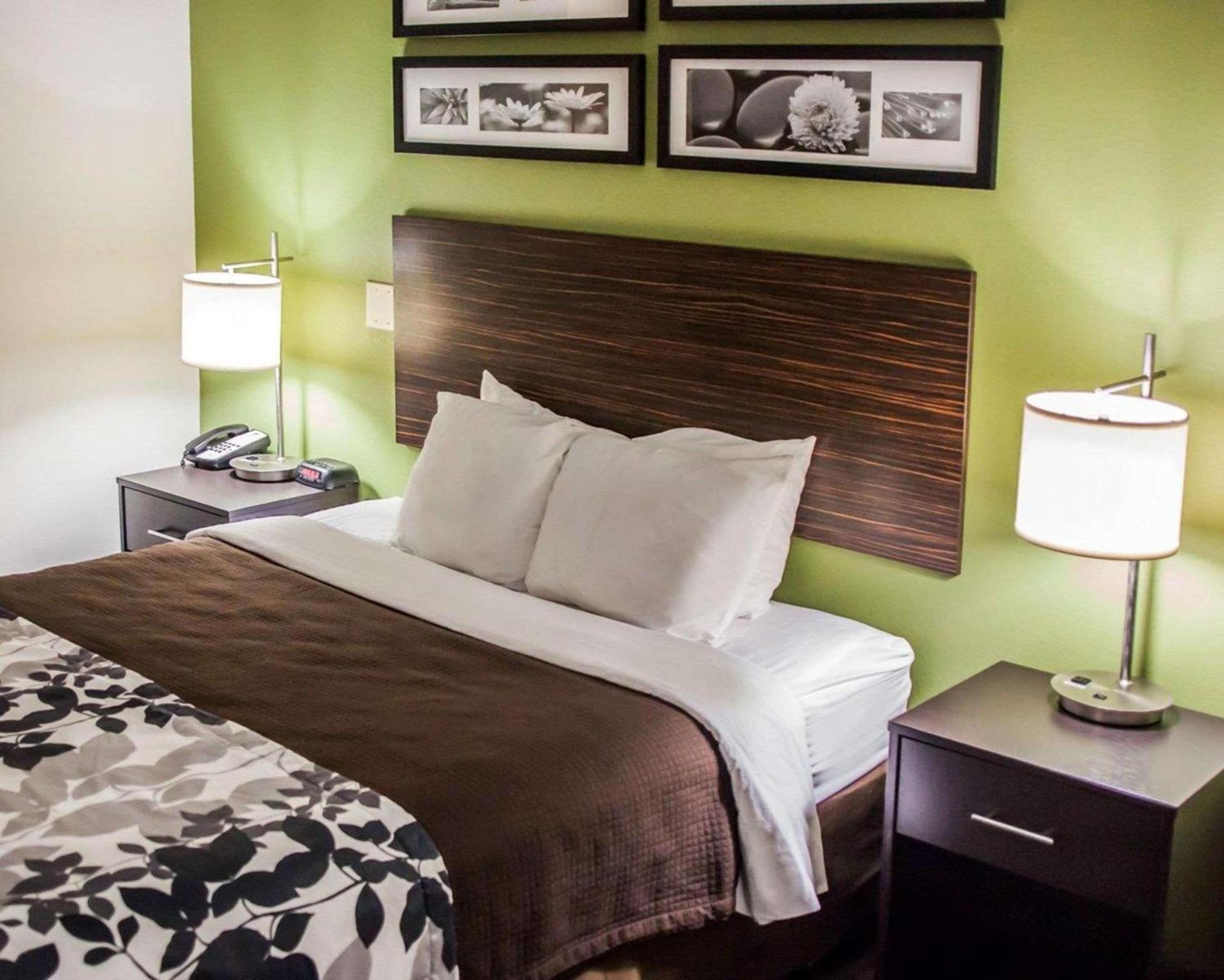 Garner Hotel Topeka West by IHG photo 10