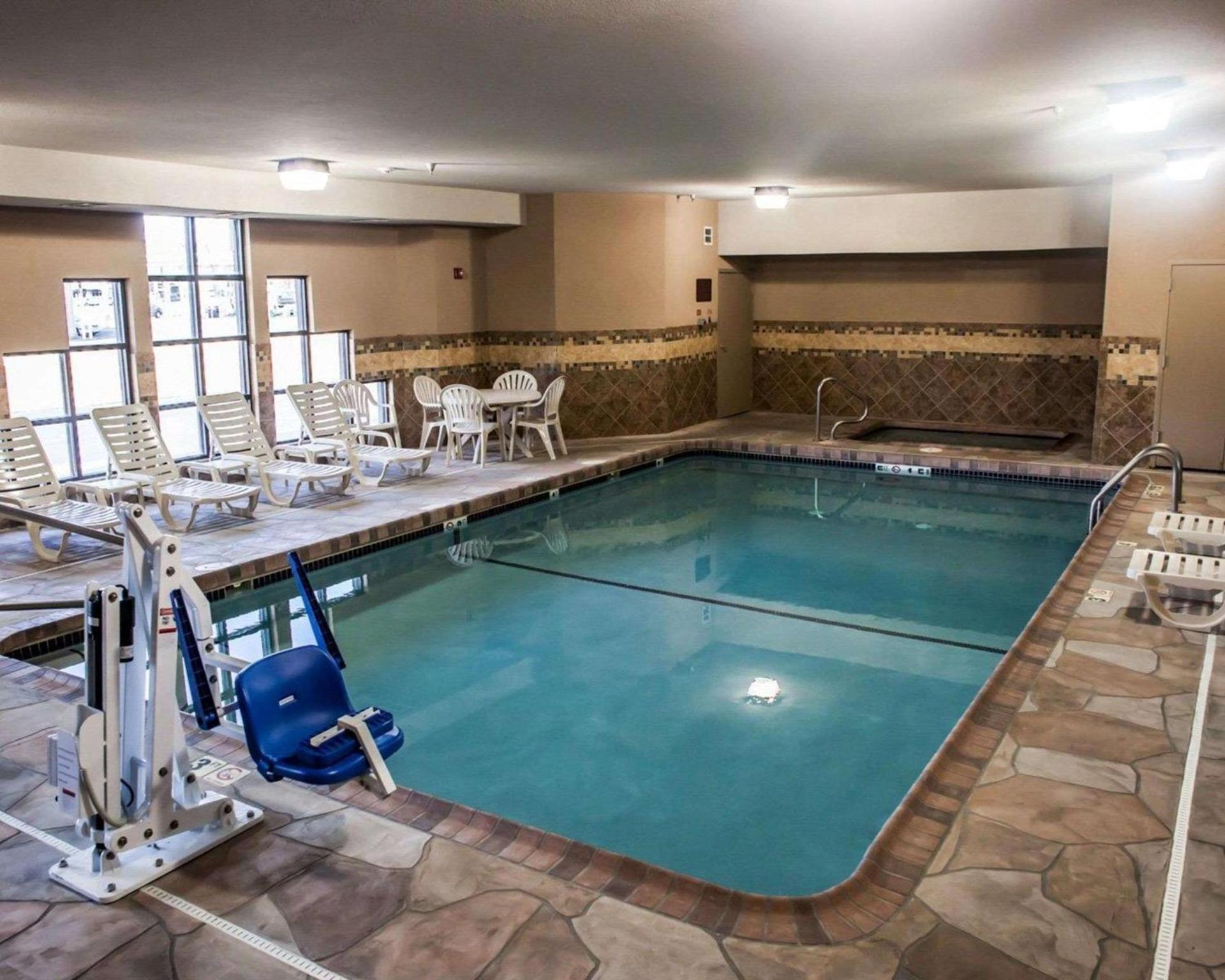 Garner Hotel Topeka West by IHG photo 19