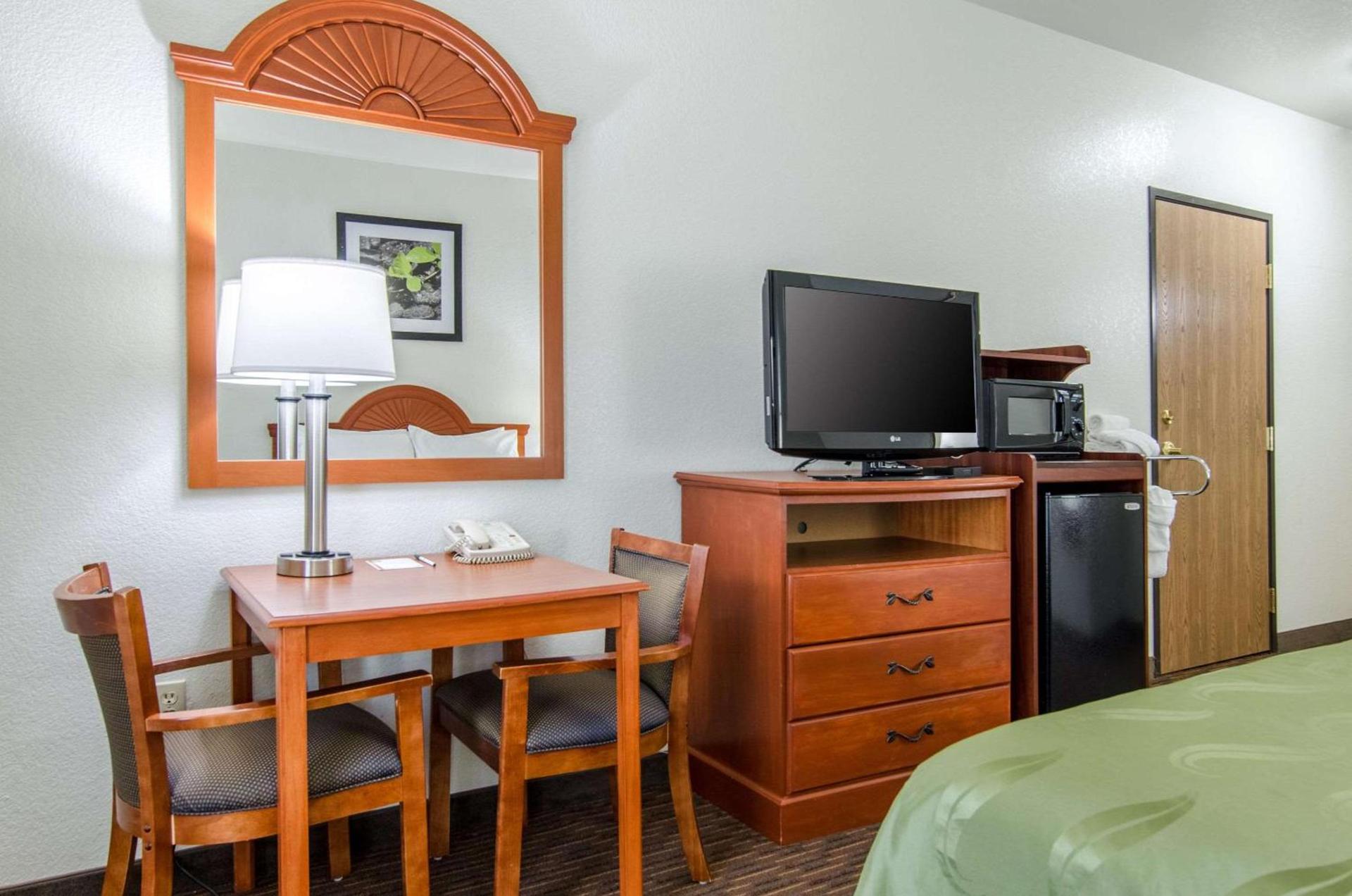 Quality Inn Junction City near Fort Riley photo 13