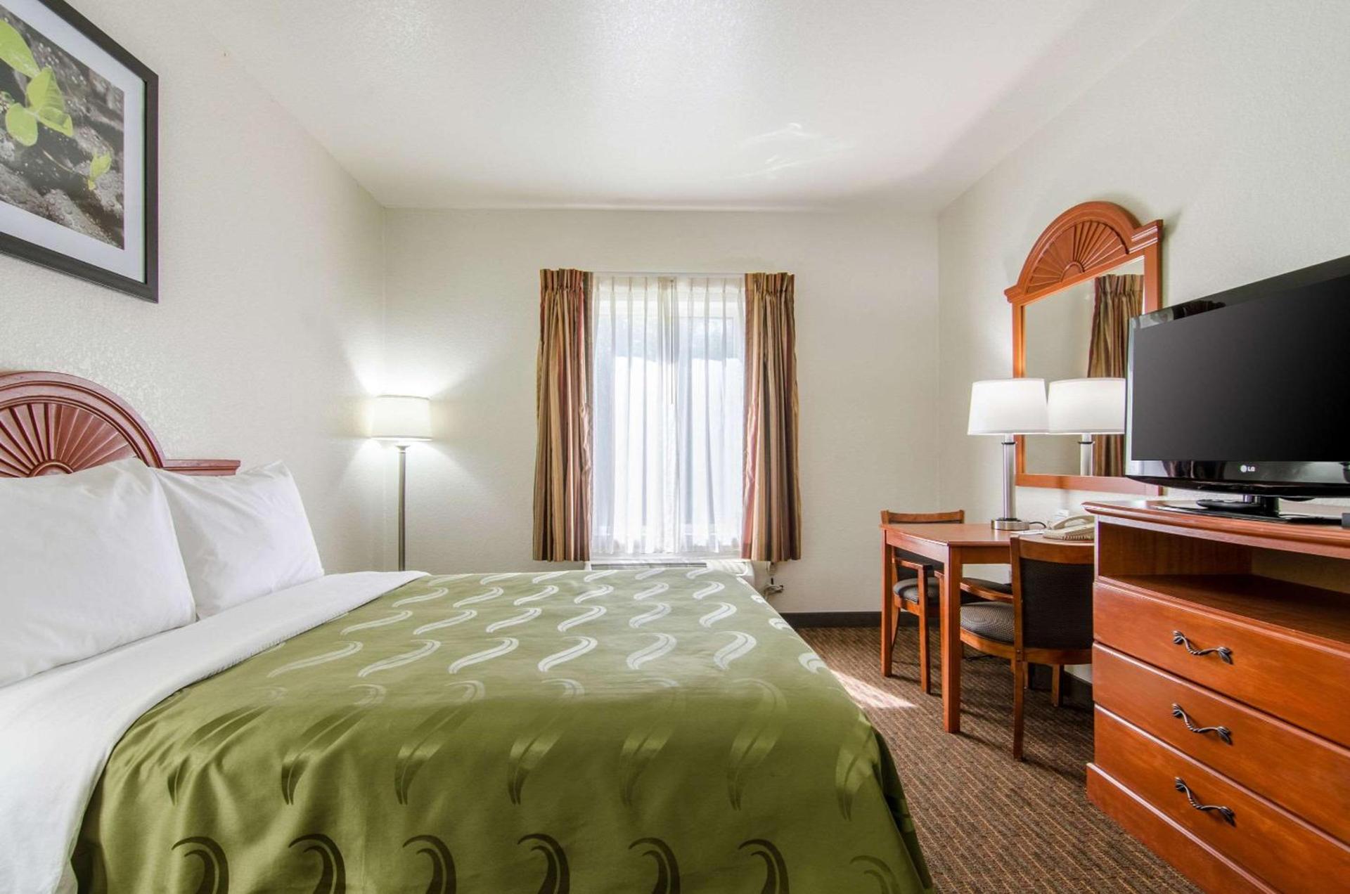 Quality Inn Junction City near Fort Riley photo 11