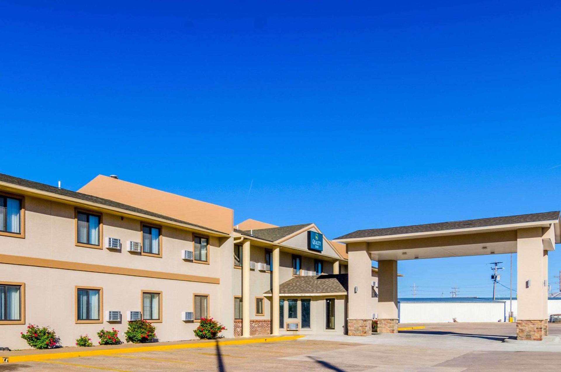 Quality Inn Great Bend photo 2