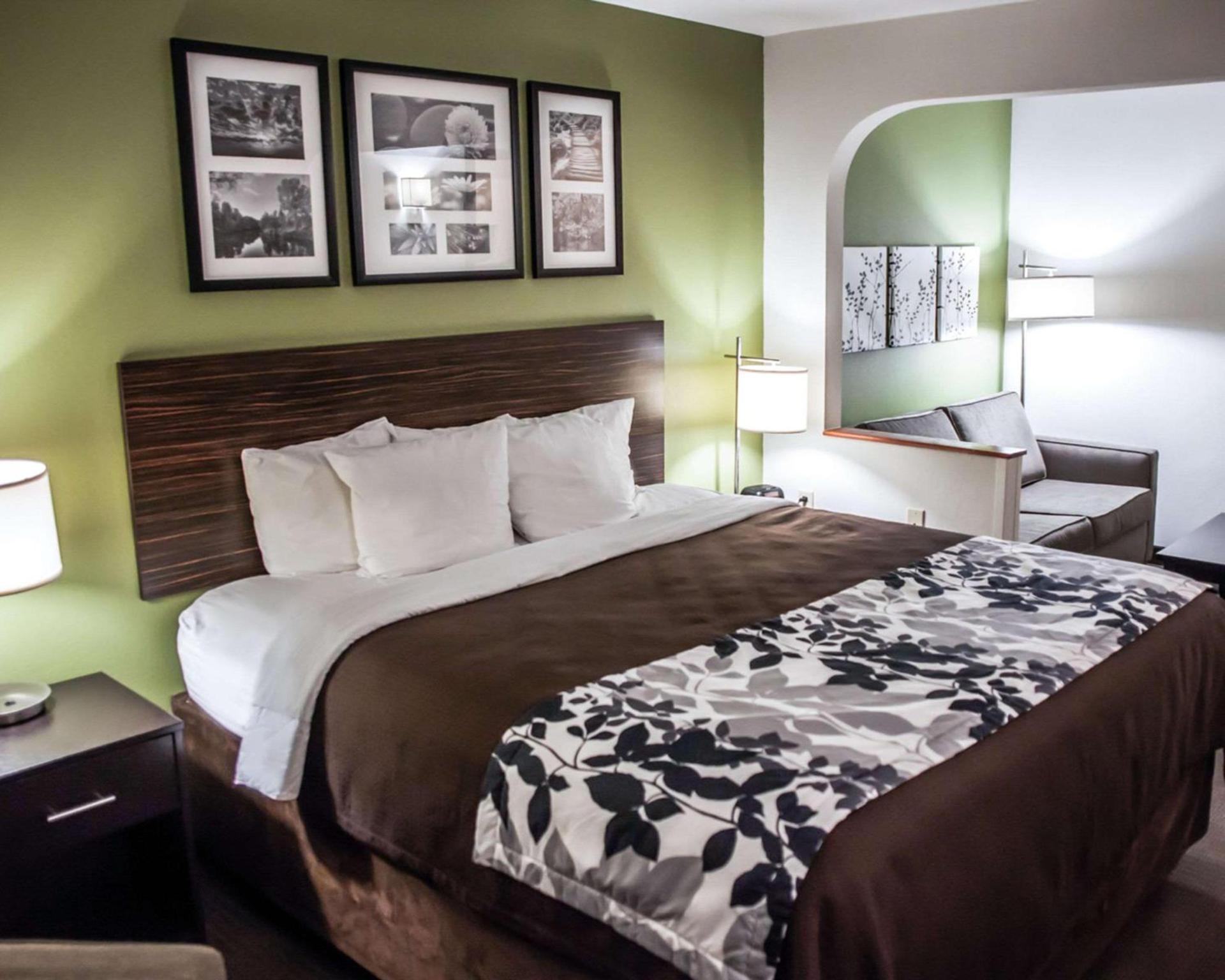 Garner Hotel Topeka West by IHG photo 12