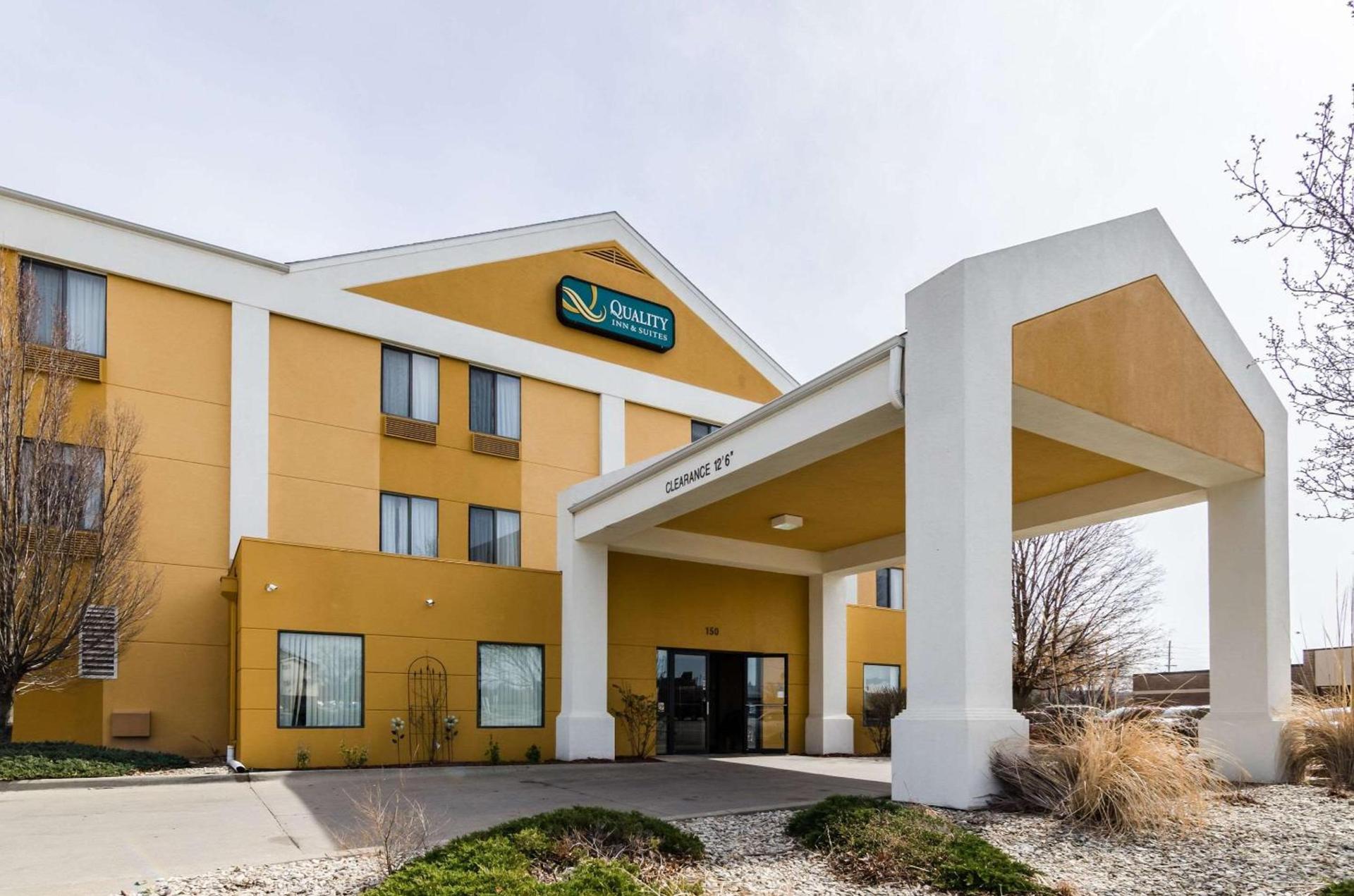 Quality Inn & Suites Manhattan photo 2