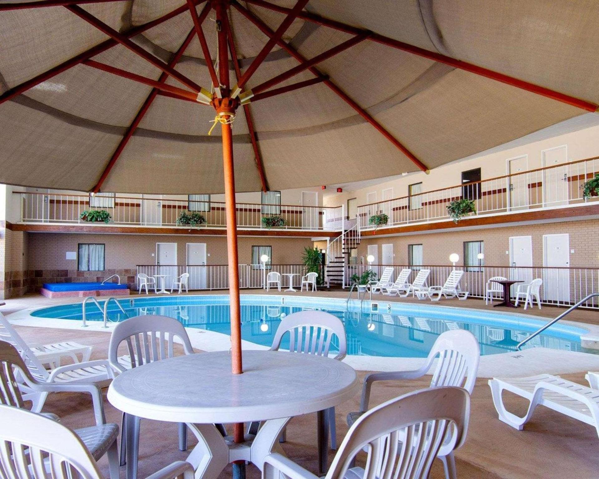 Knights Inn & Suites Emporia photo 6