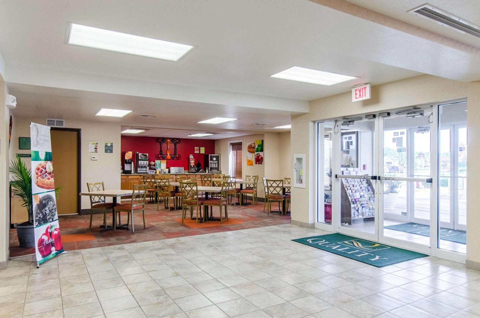 Quality Inn Junction City near Fort Riley photo 8