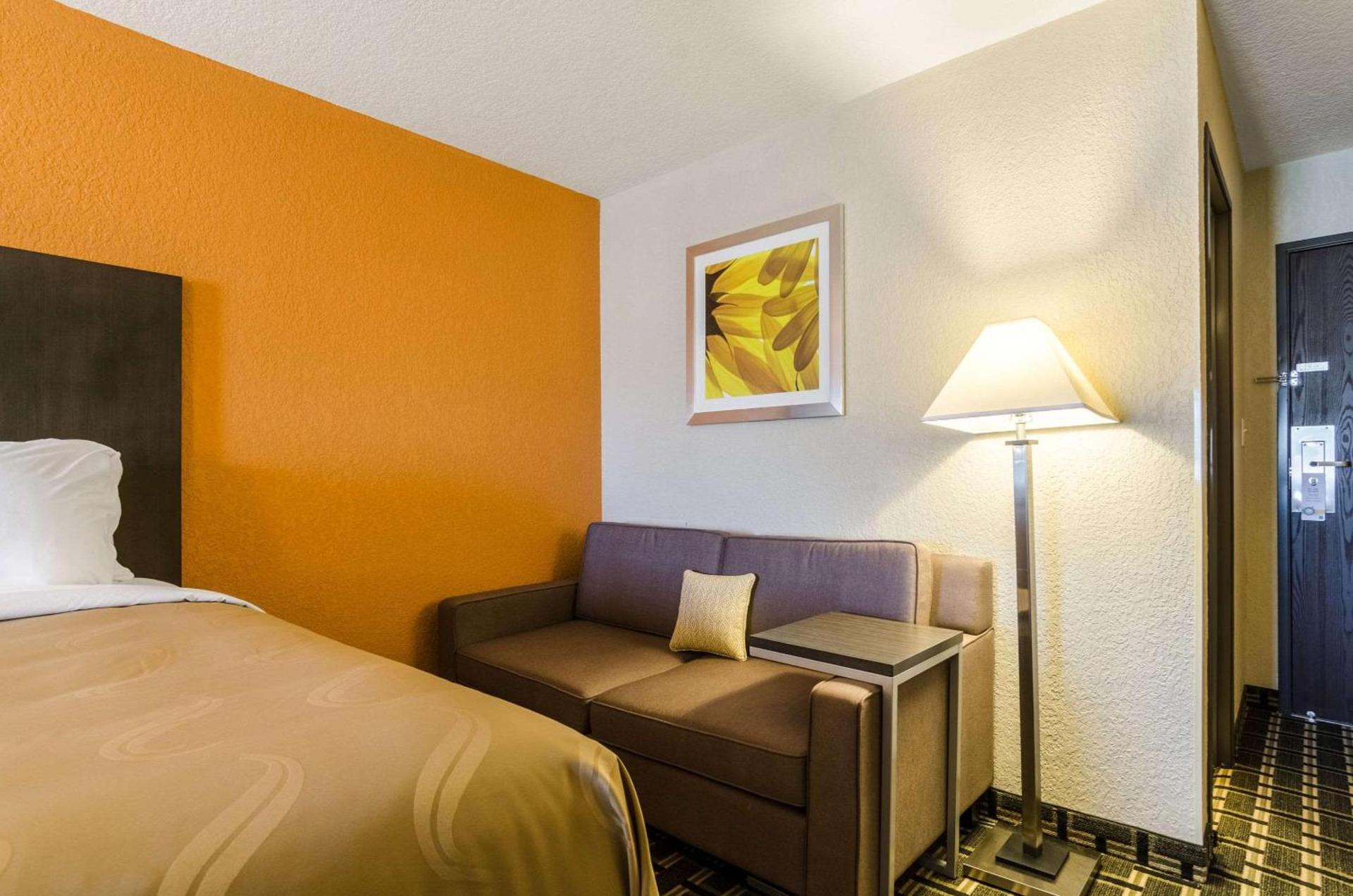Quality Inn Great Bend photo 20