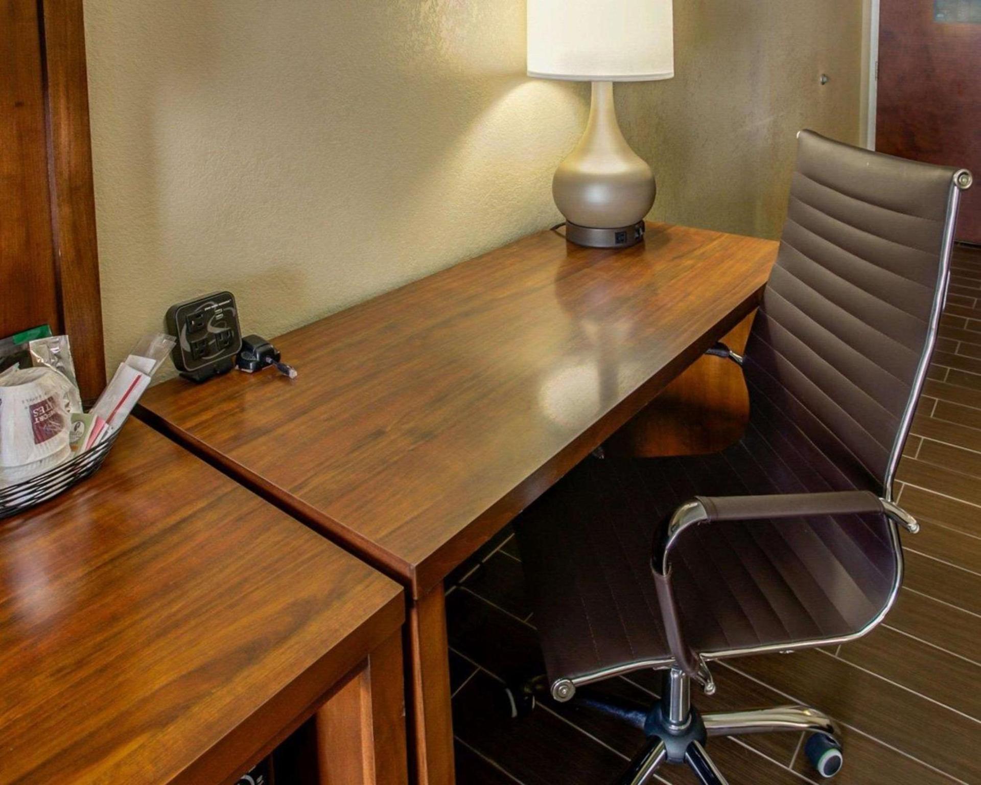 Comfort Suites Georgetown photo 14