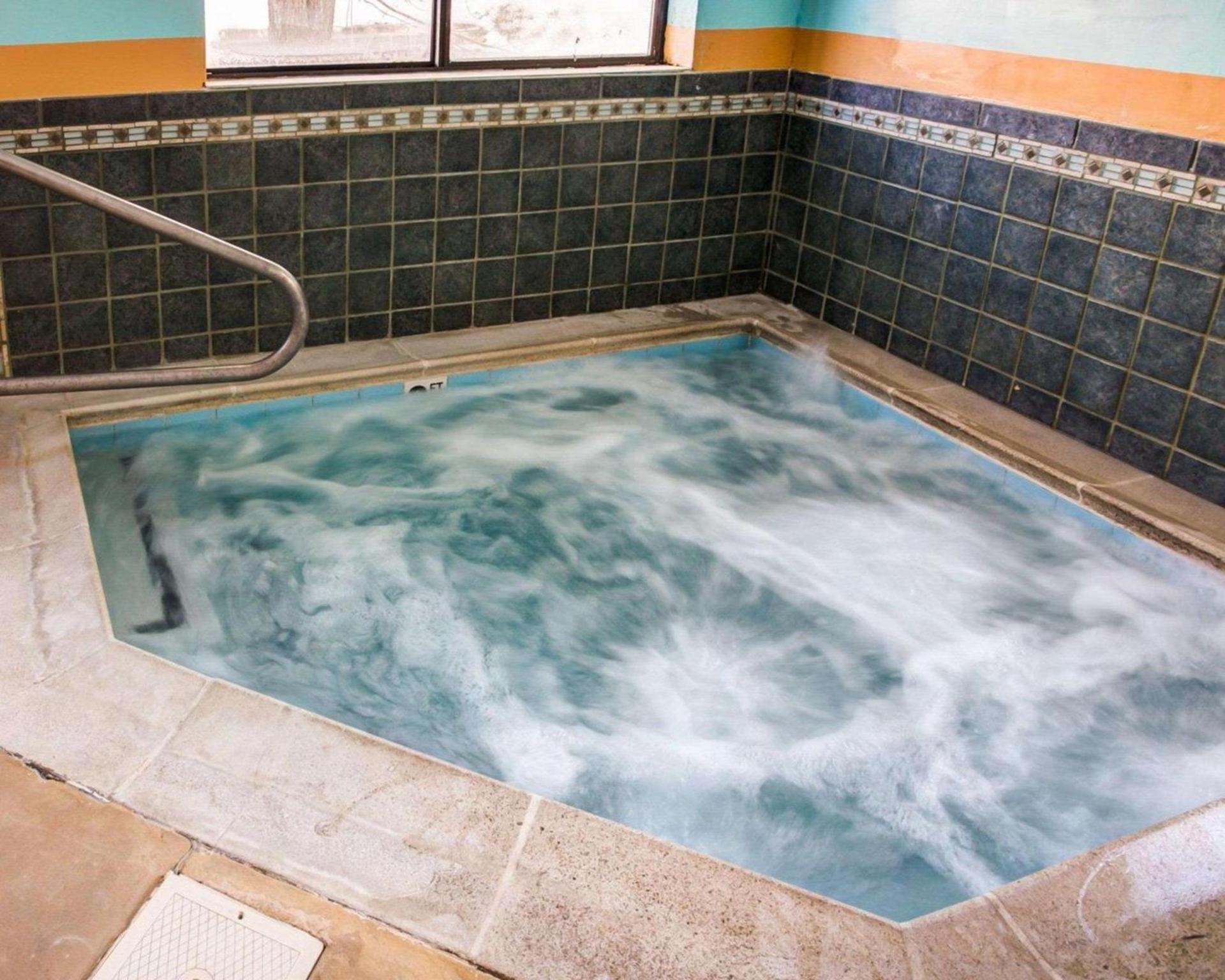Comfort Suites Georgetown photo 45