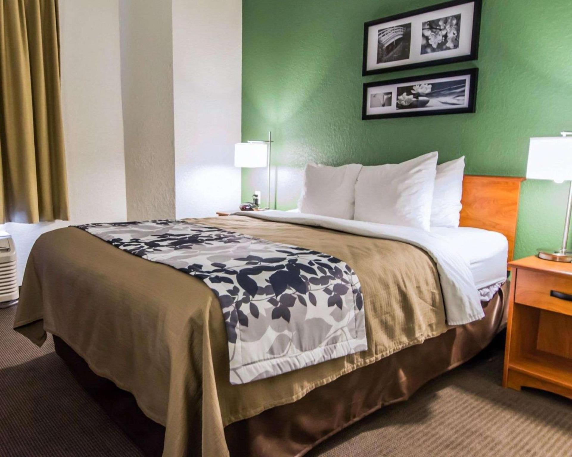 Blankenbaker Inn by IHG photo 2
